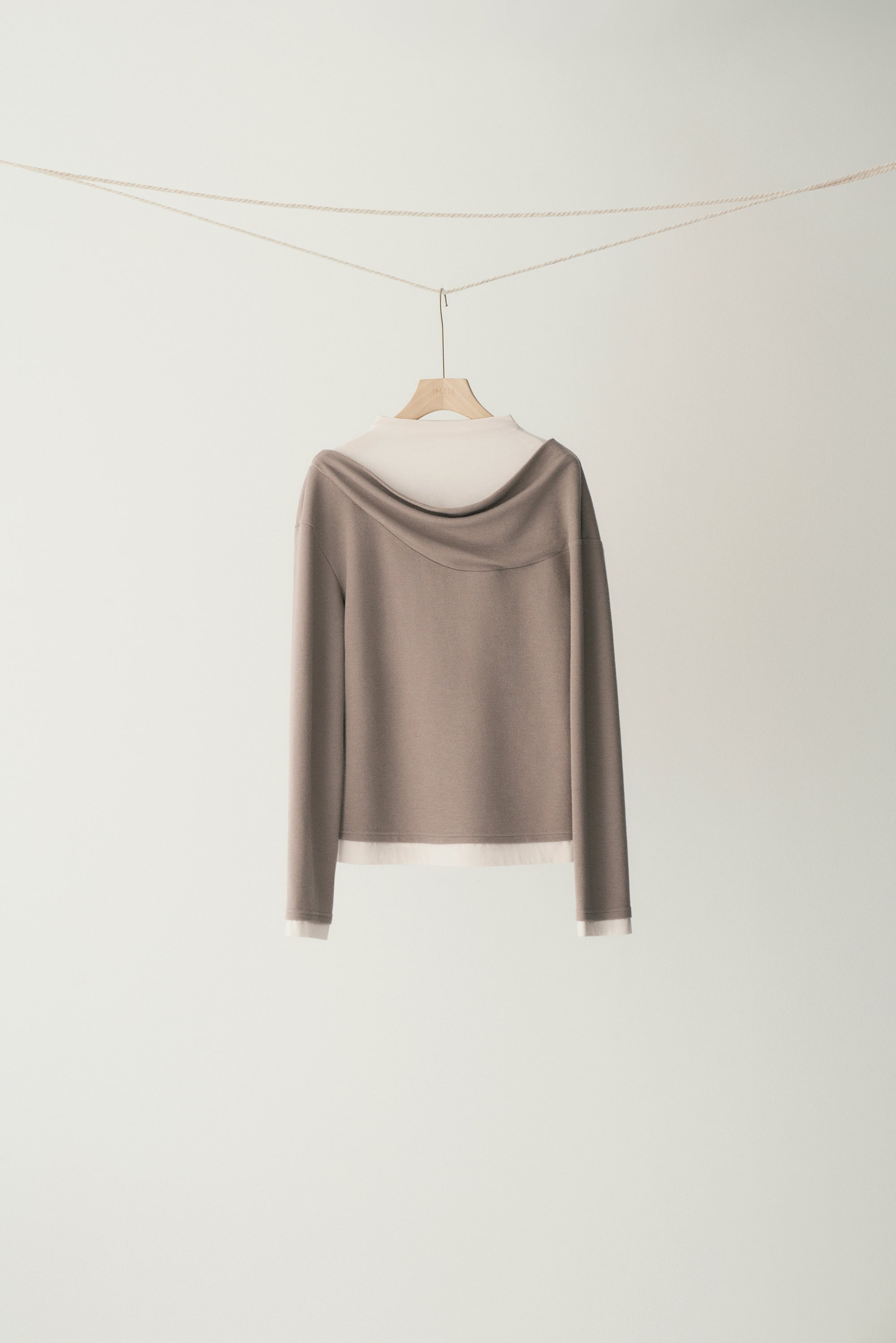 #color_light khaki