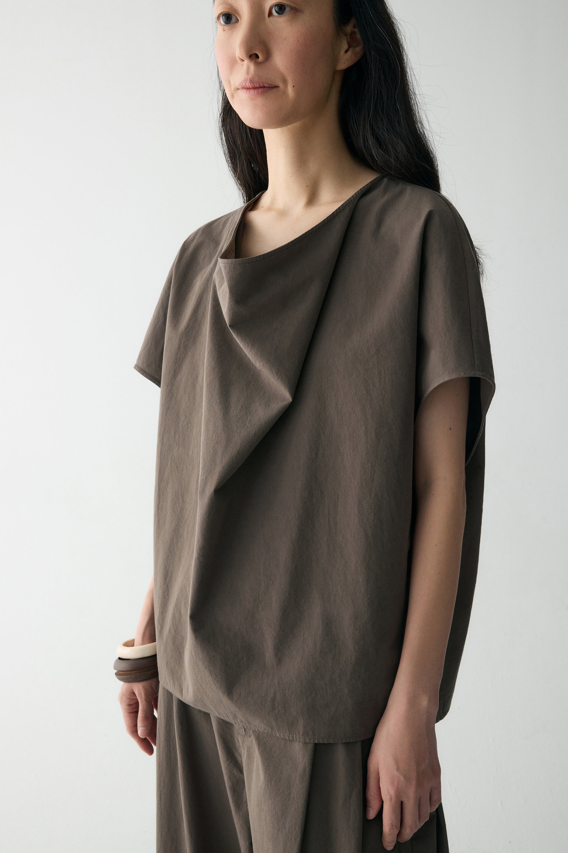 #color_raw umber