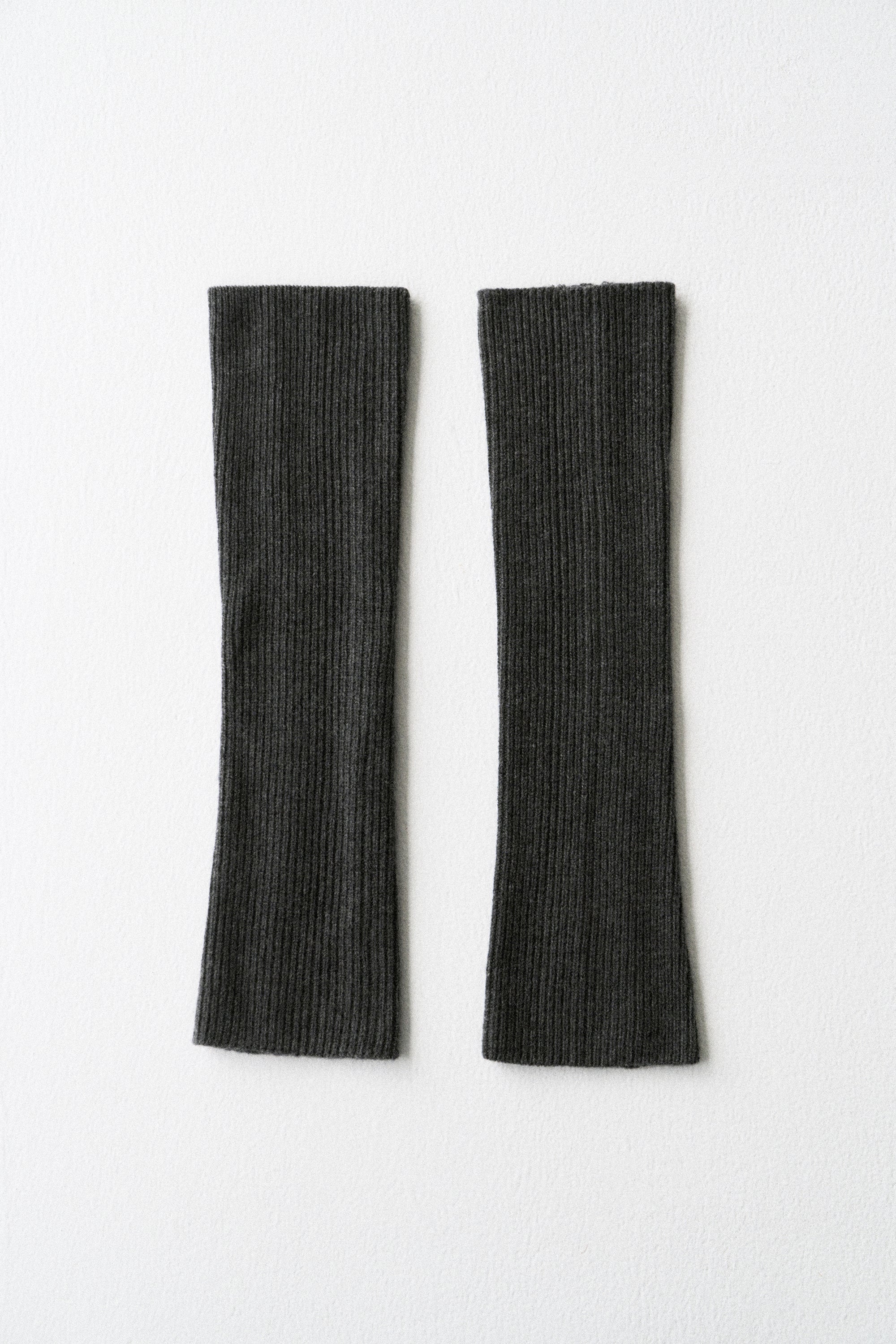 #color_dark gray