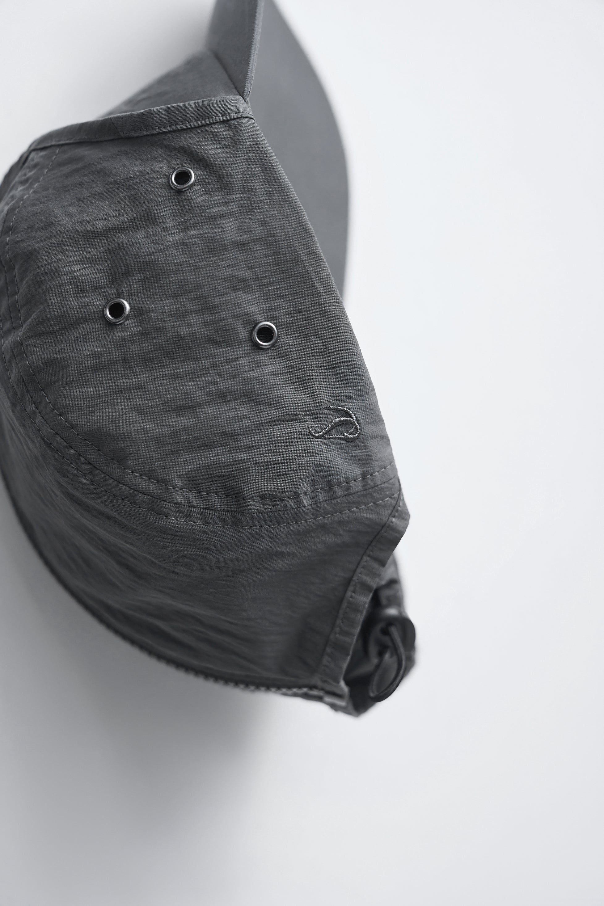 #color_dark gray