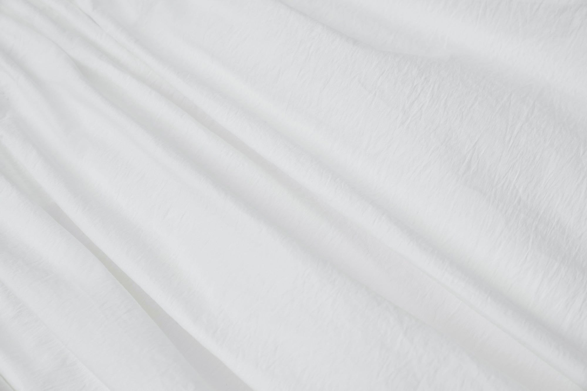 #color_off white