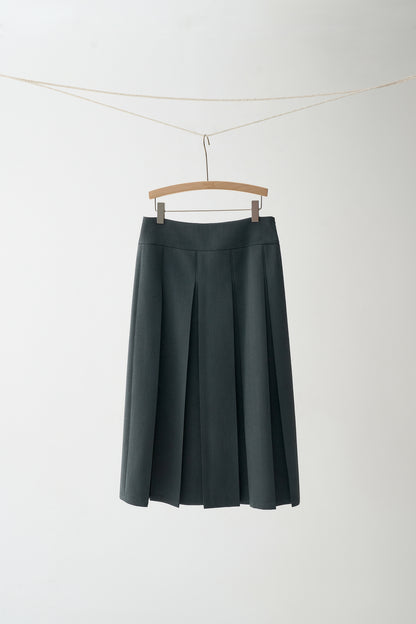 #color_black green