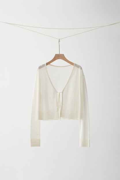 #color_off white