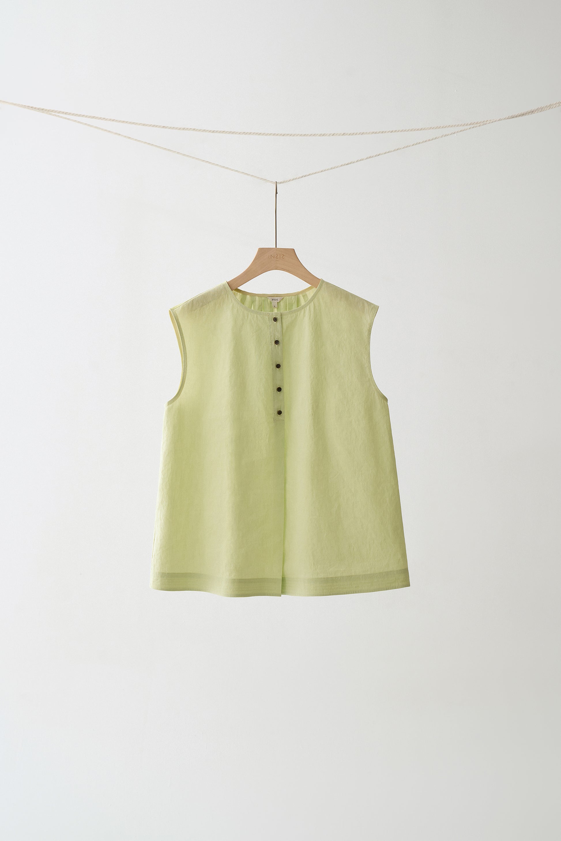 #color_Ivory