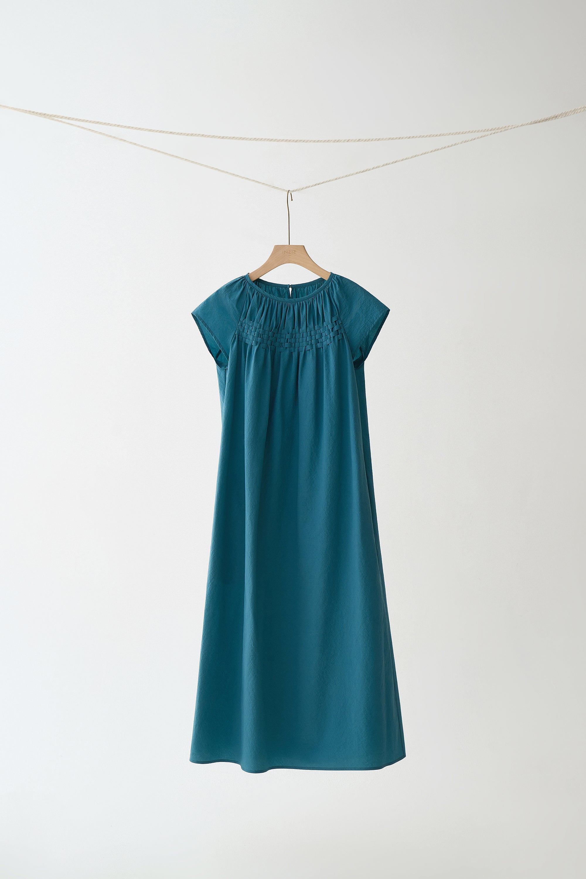 #color_dusty blue
