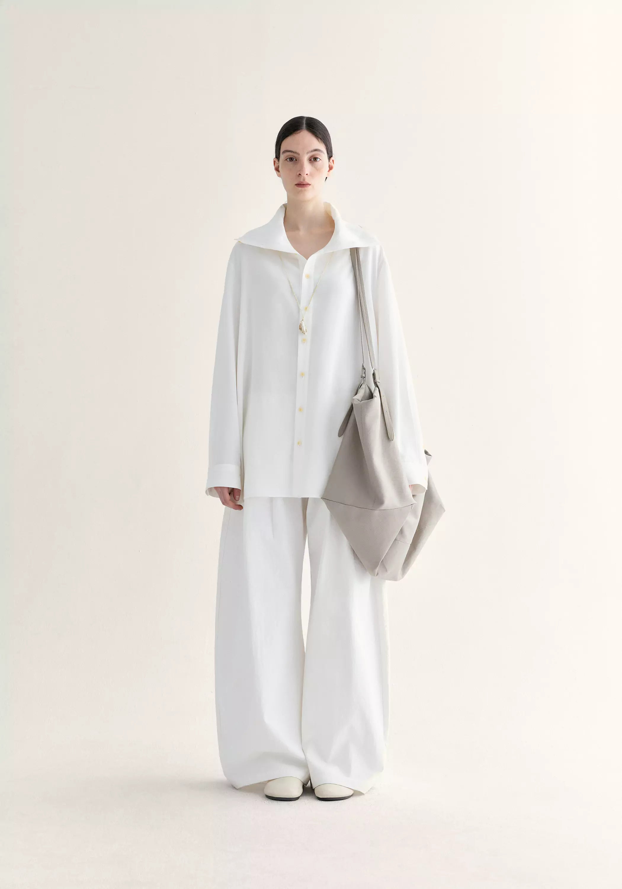 #color_off white