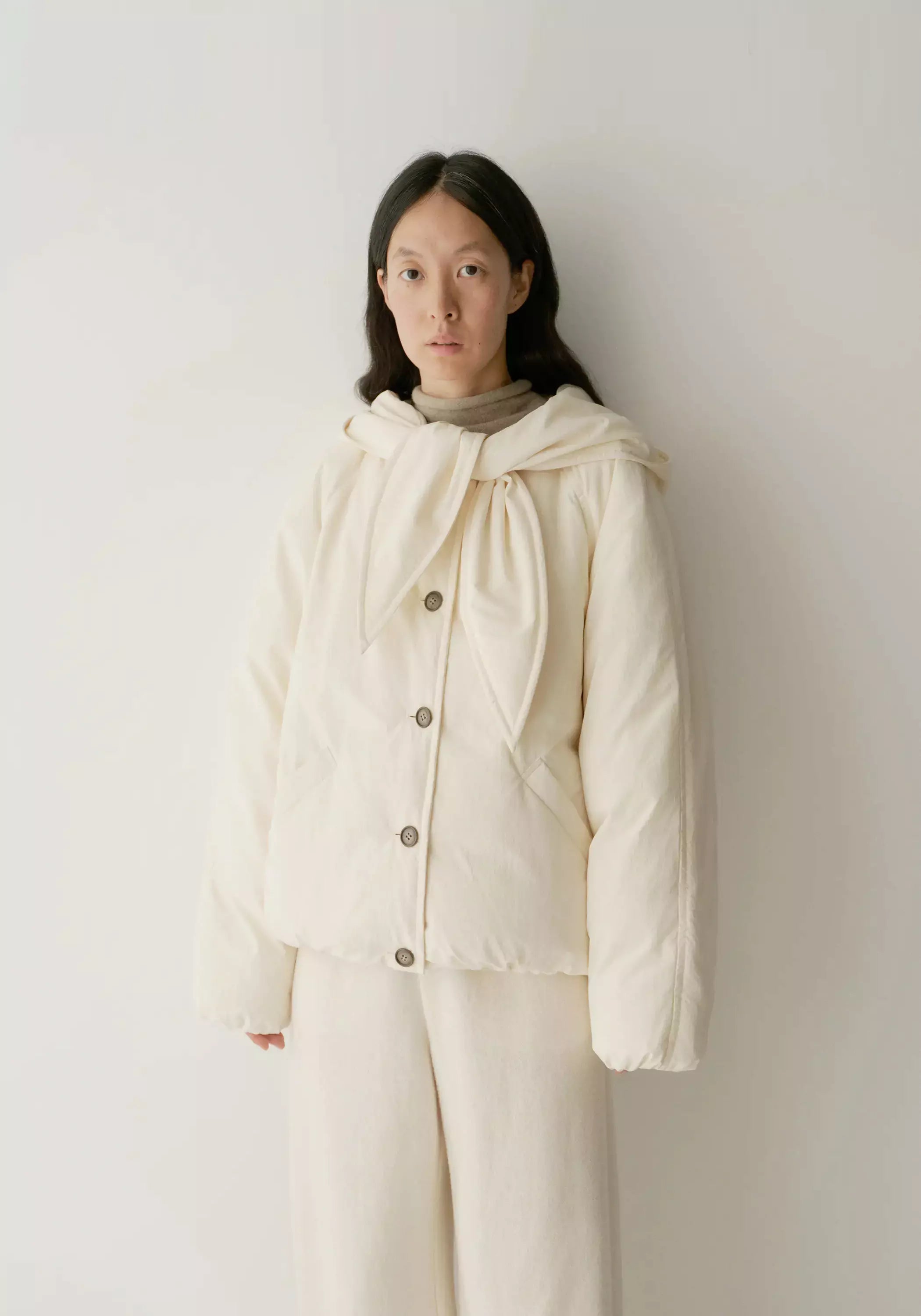 #color_cream white