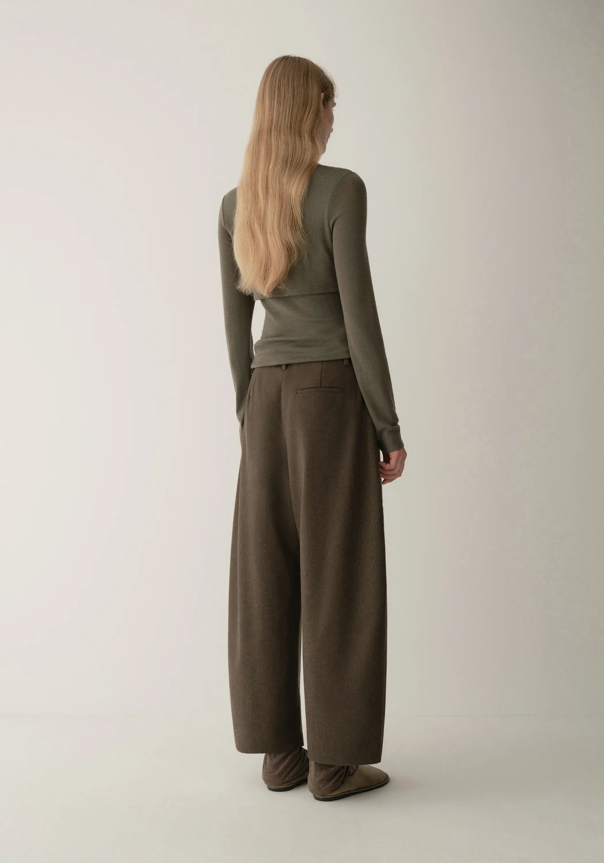 #color_raw umber