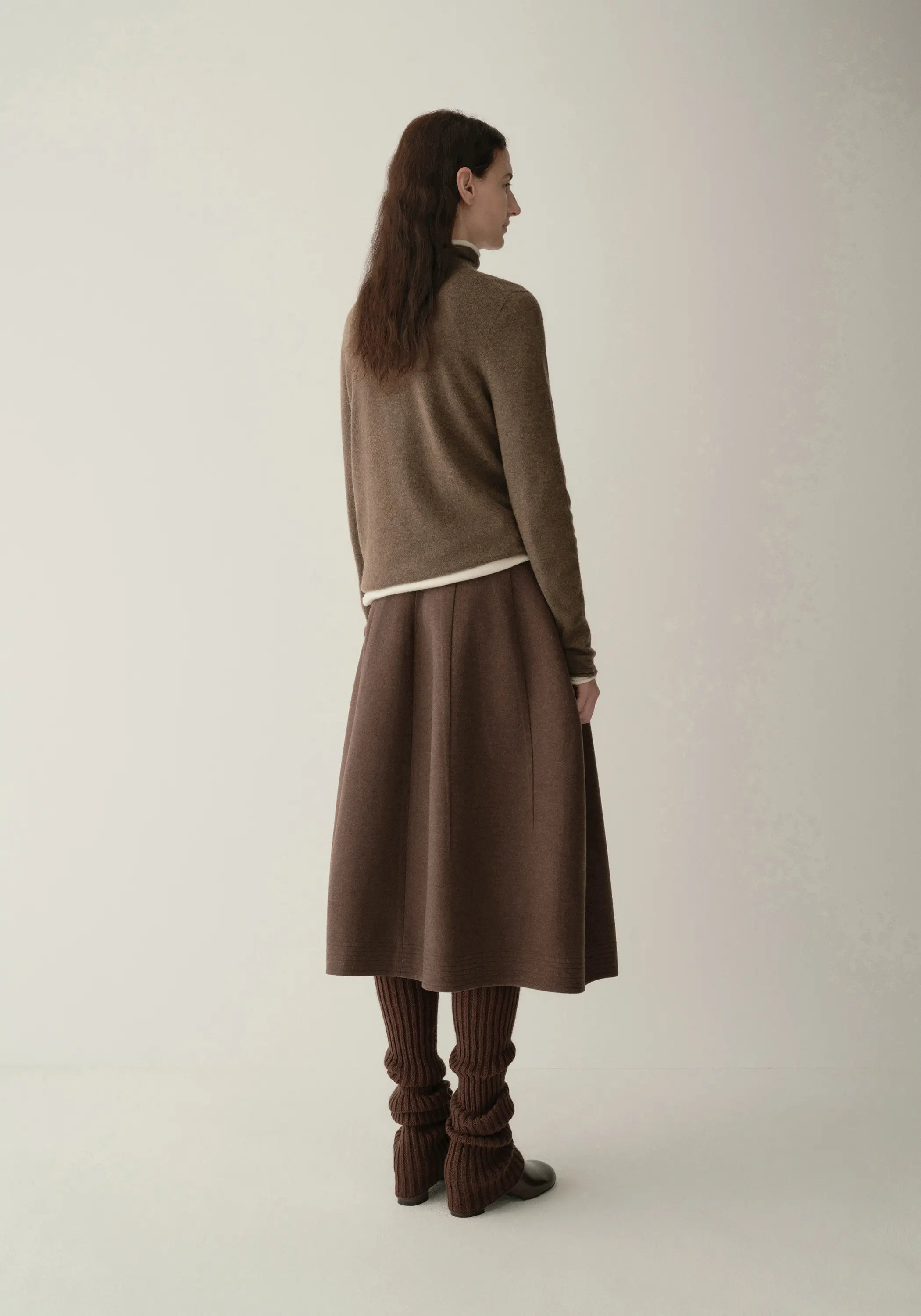 #color_raw umber