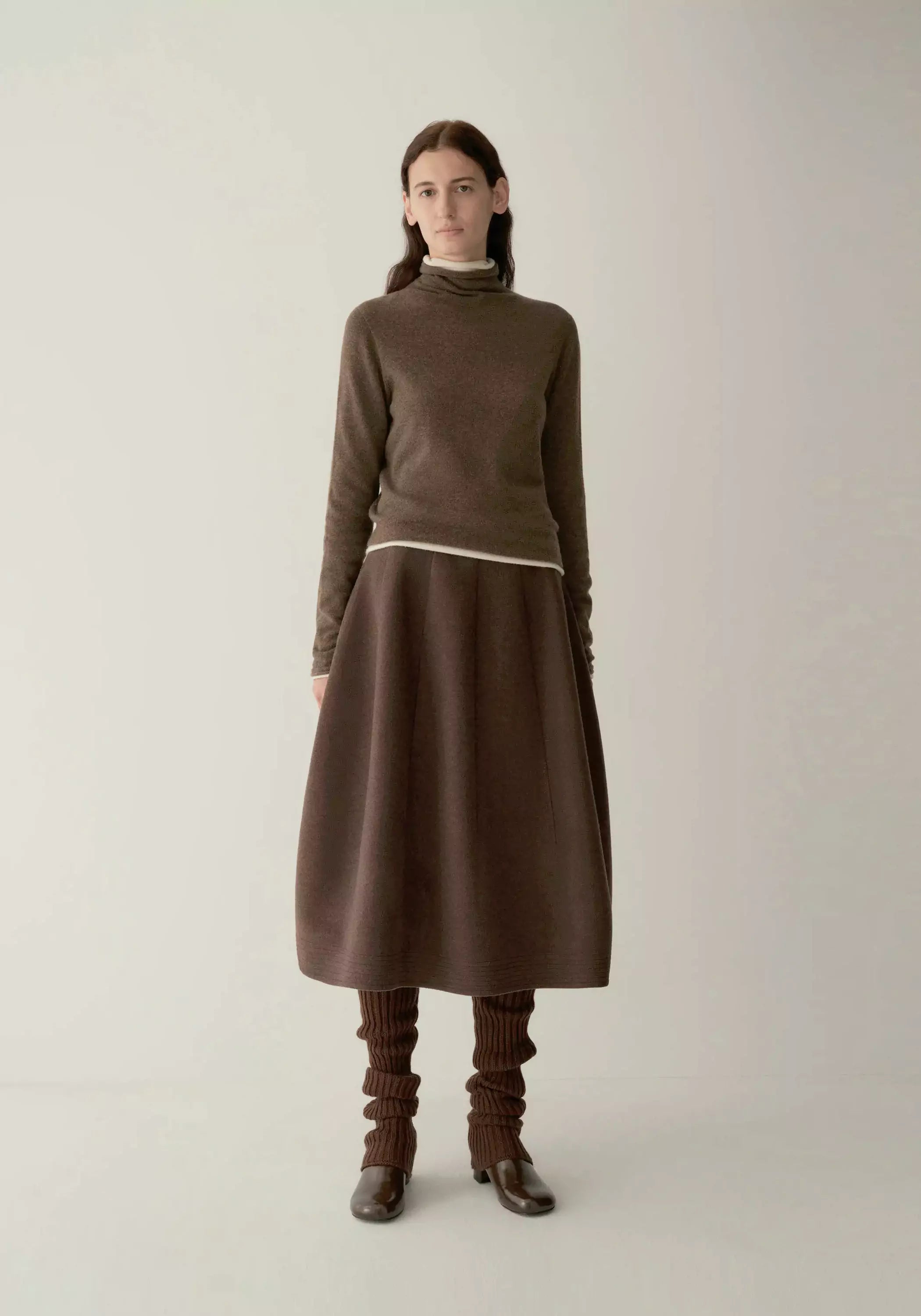 #color_raw umber