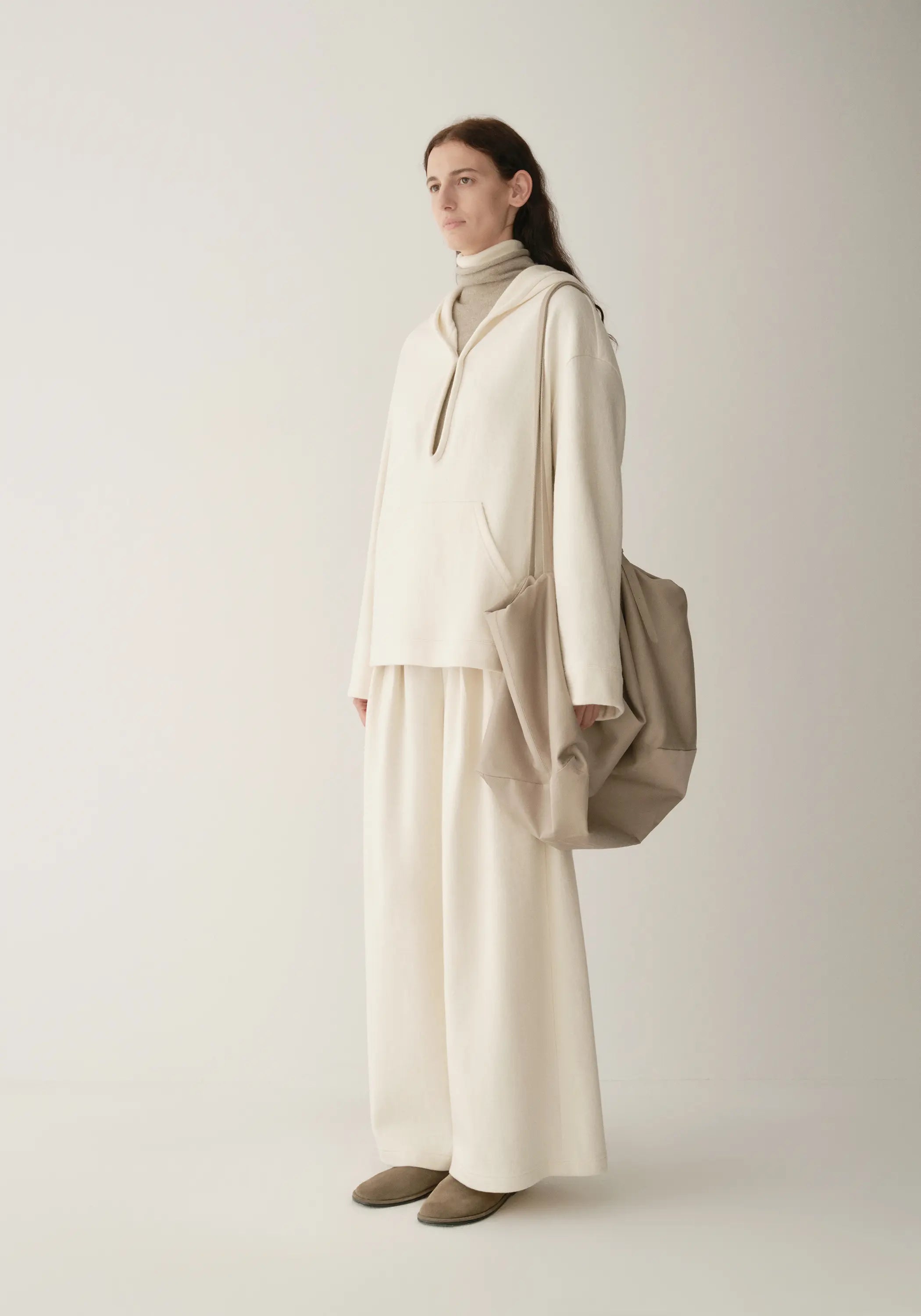 #color_off white