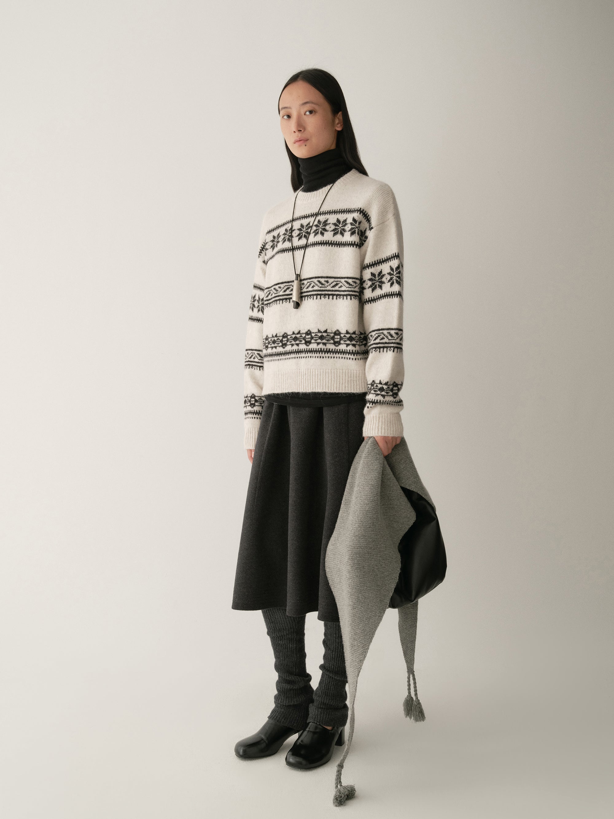 #color_off white