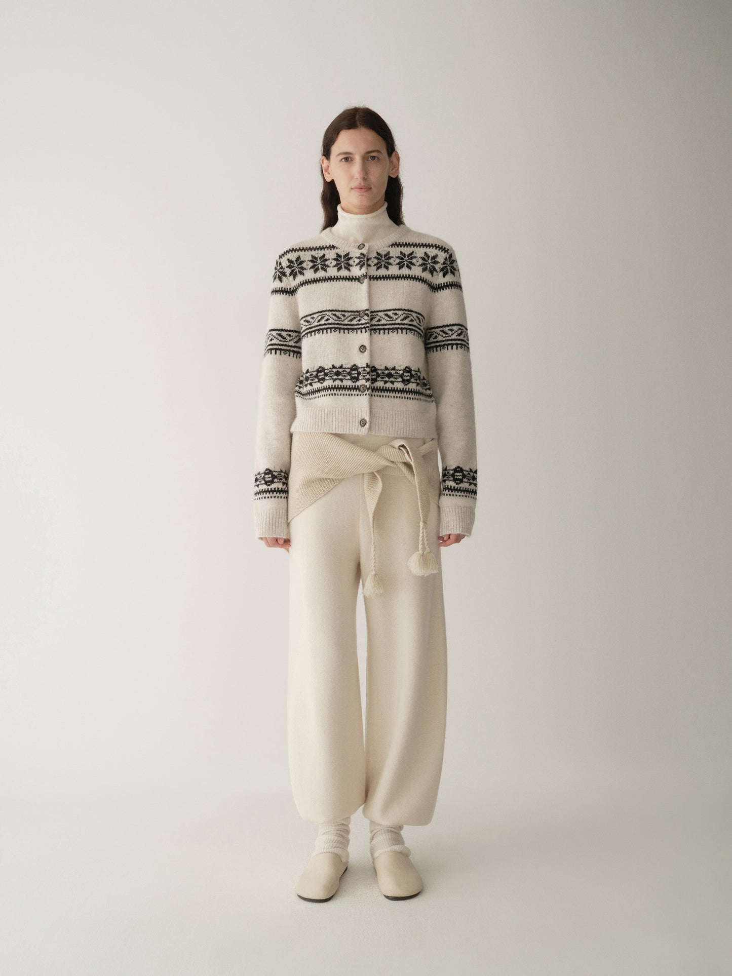 #color_off white