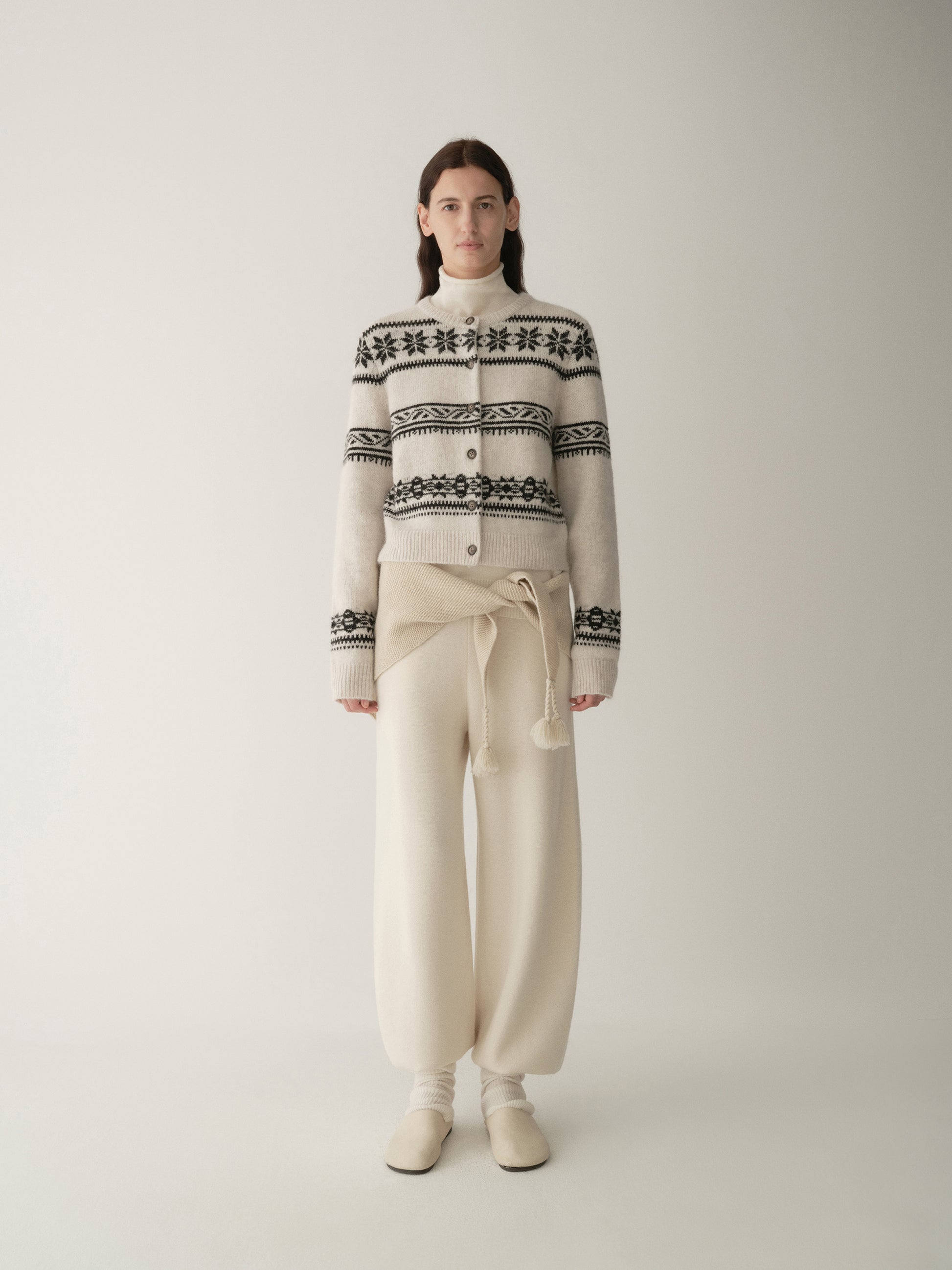 #color_off white