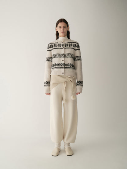 #color_off white