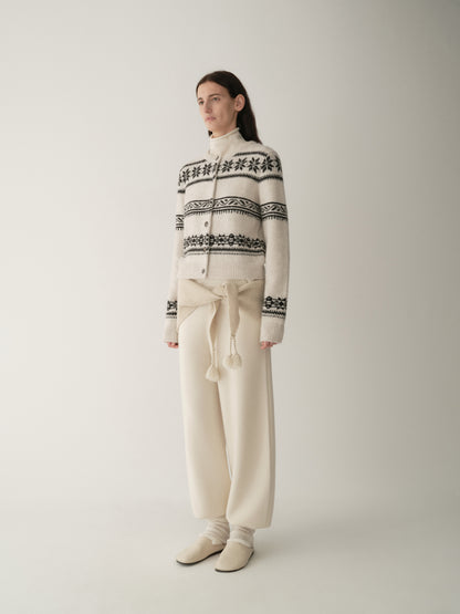 #color_off white