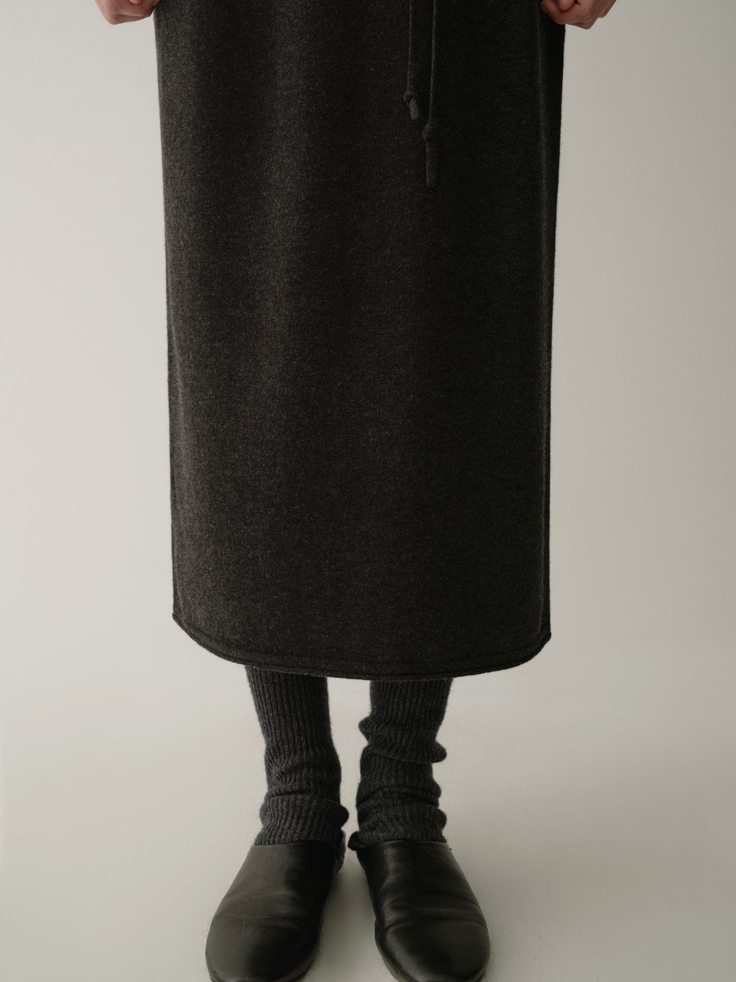 #color_black ash