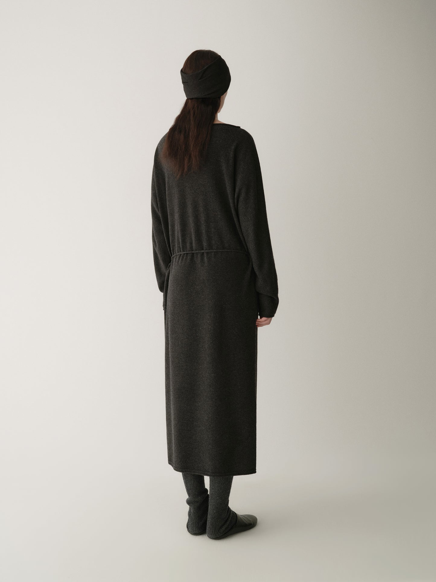 #color_black ash