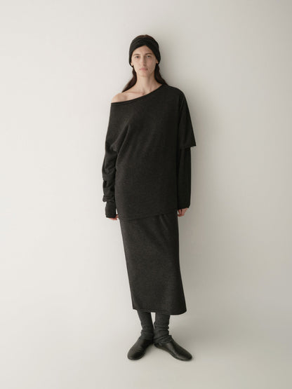 #color_black ash