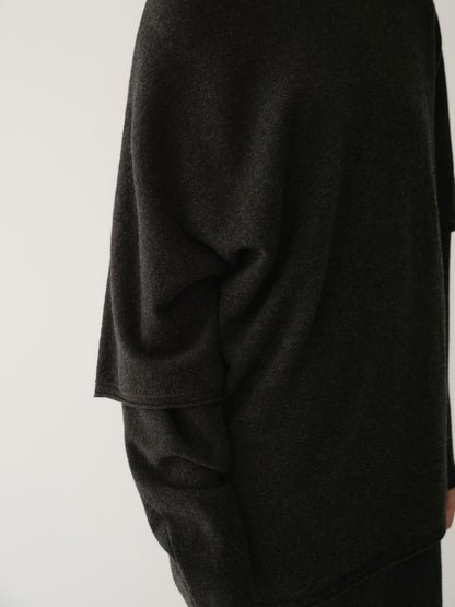 #color_black ash
