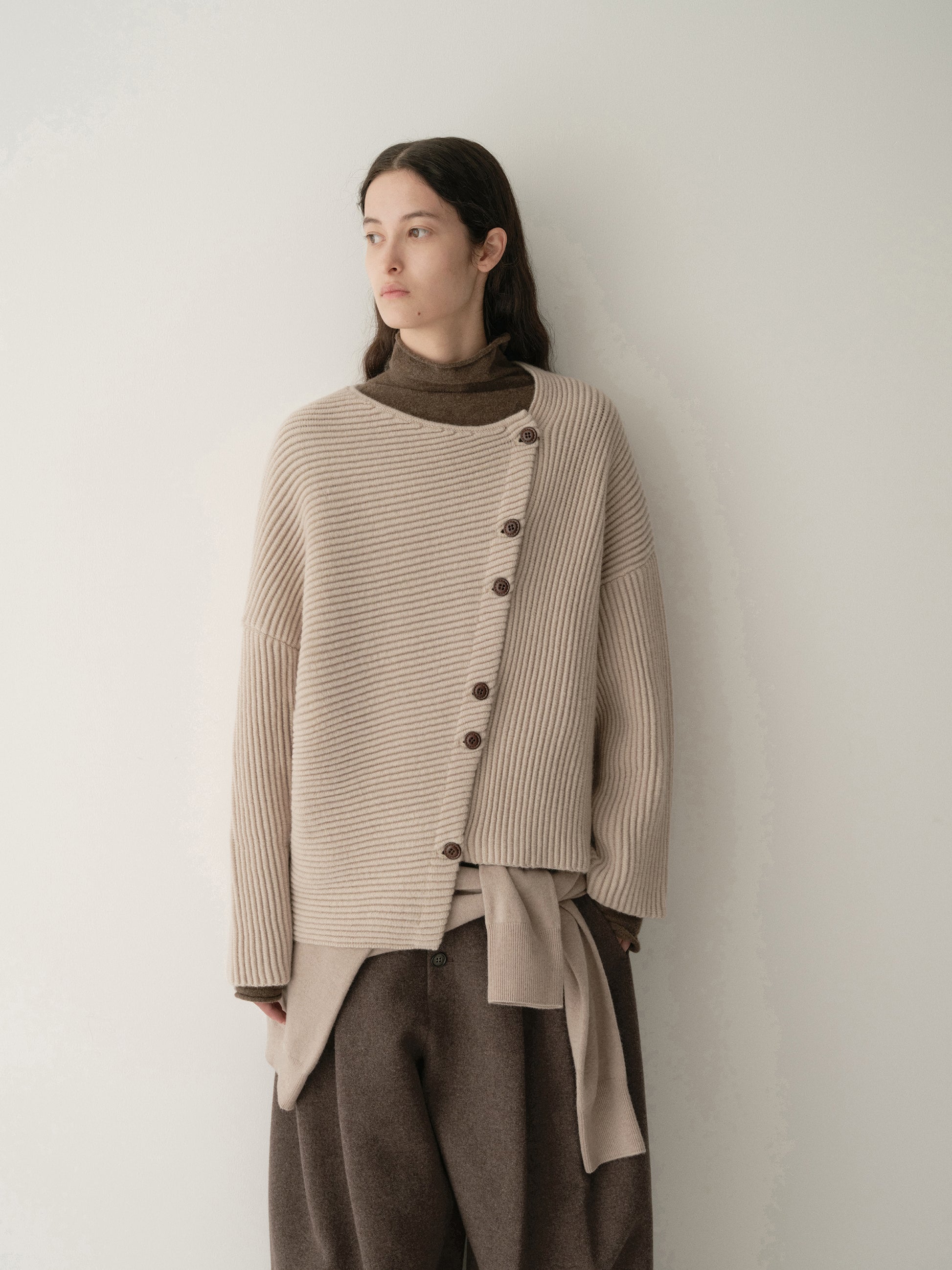 #color_light khaki