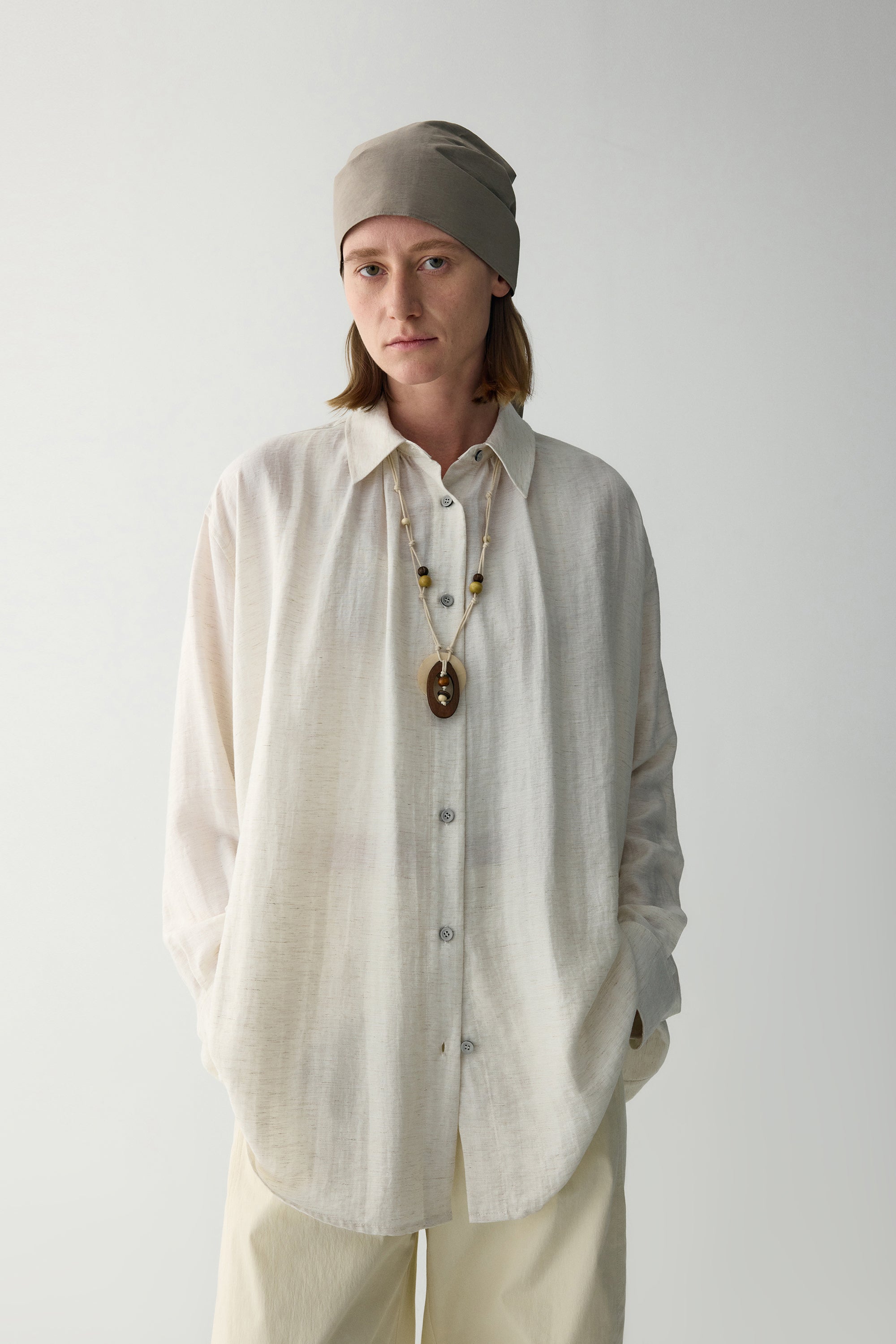 #color_off white