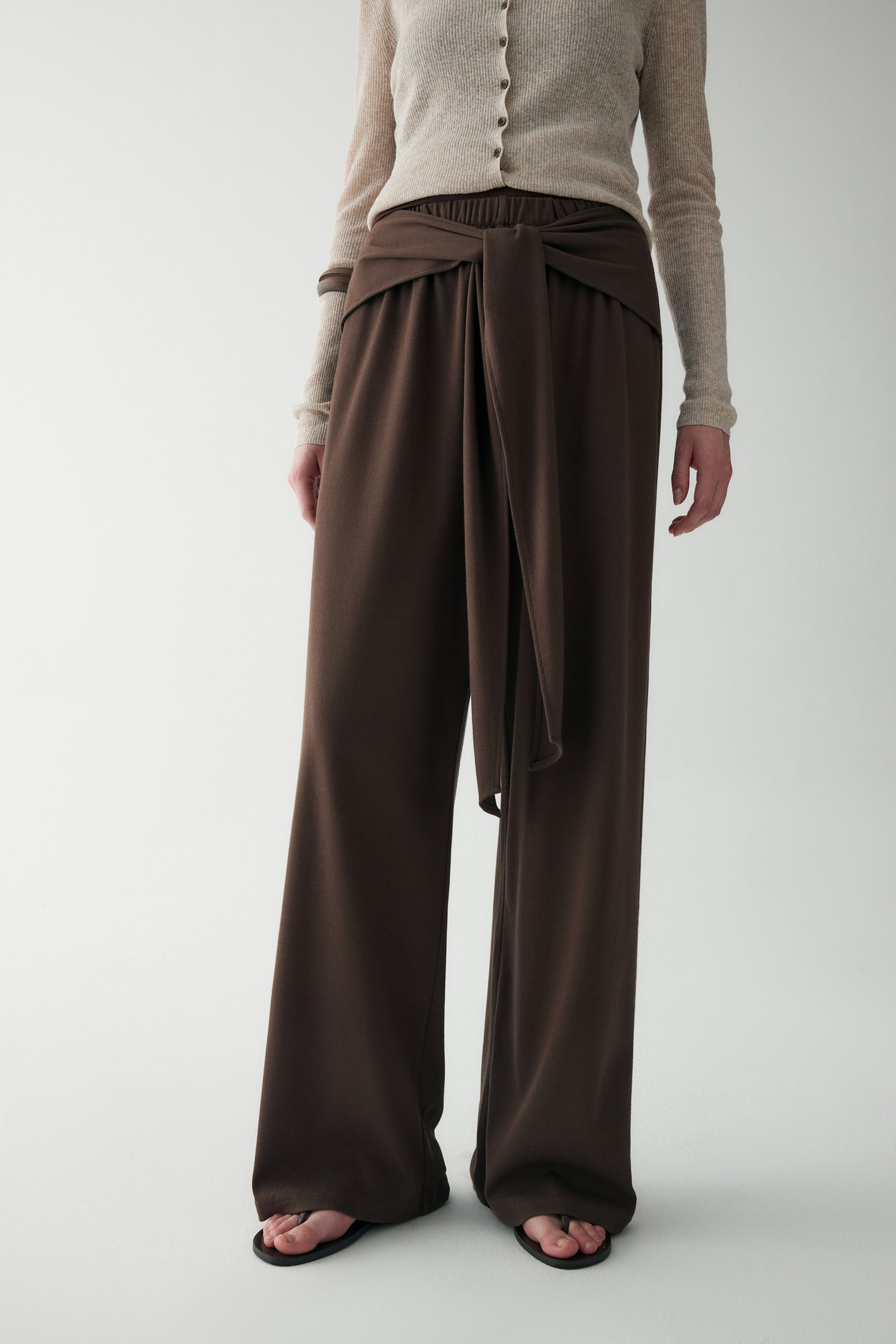 #color_raw umber