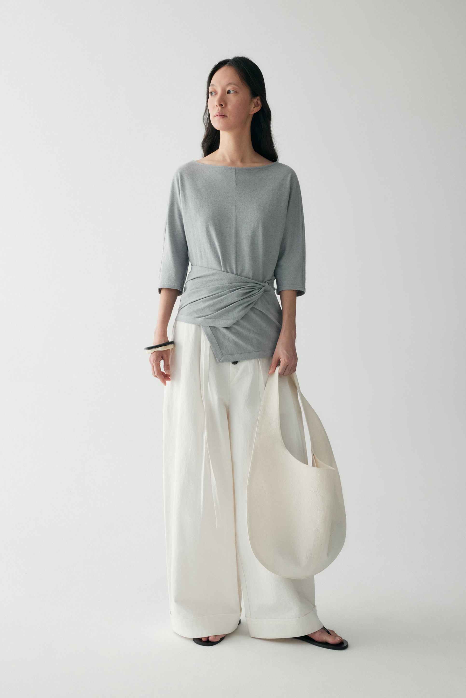 #color_mid gray