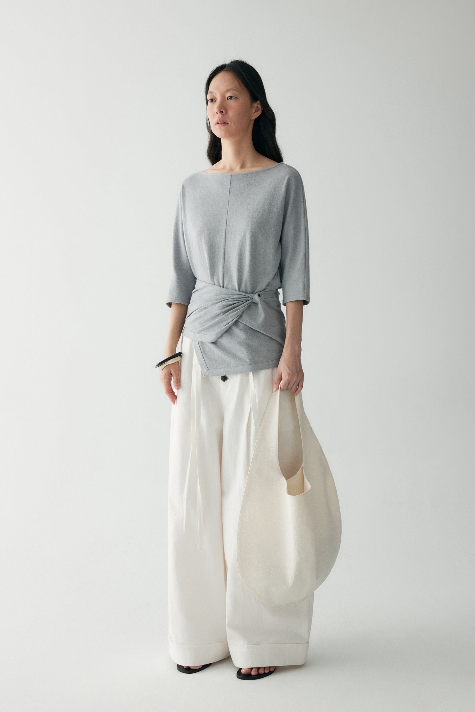 #color_mid gray
