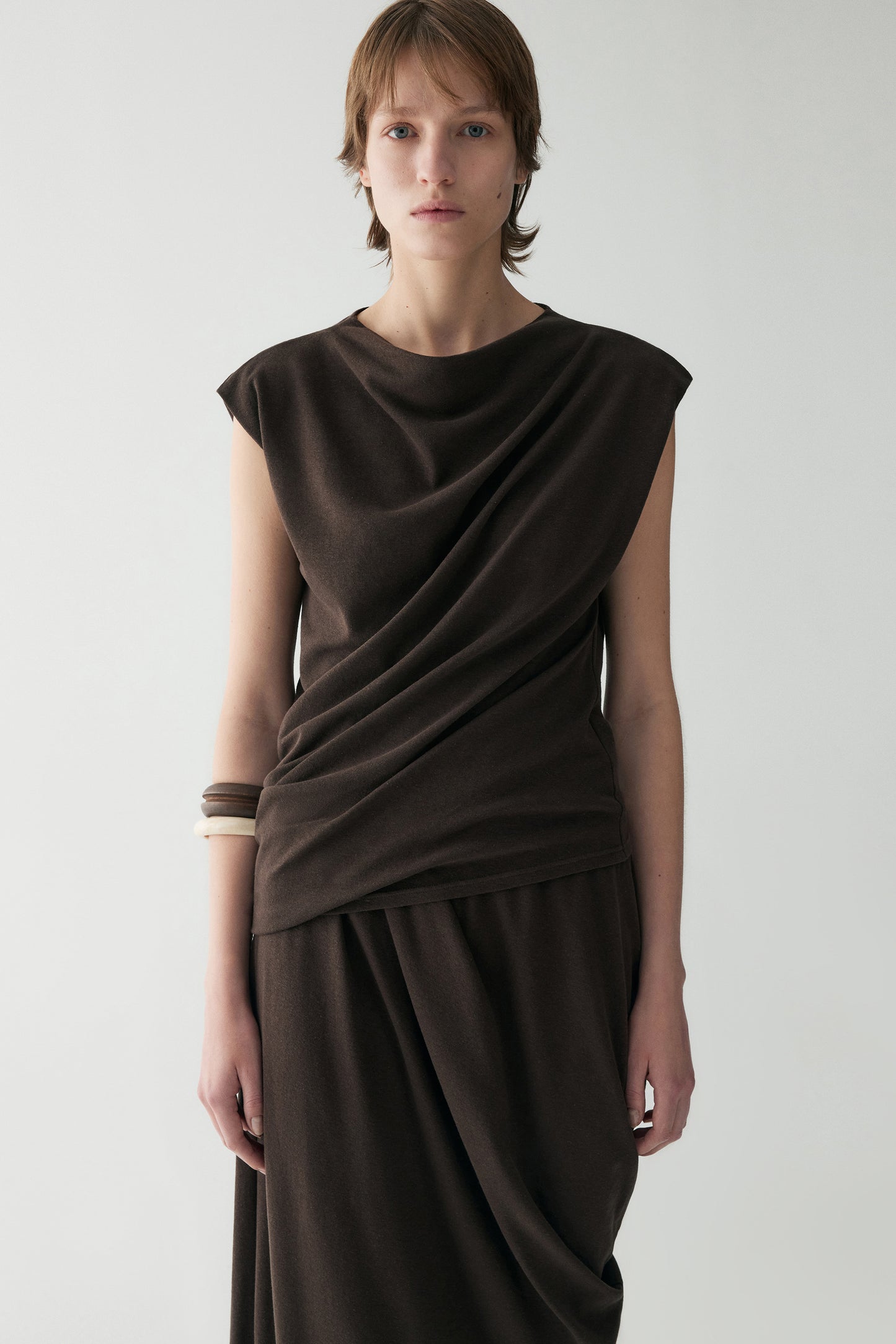 #color_raw umber