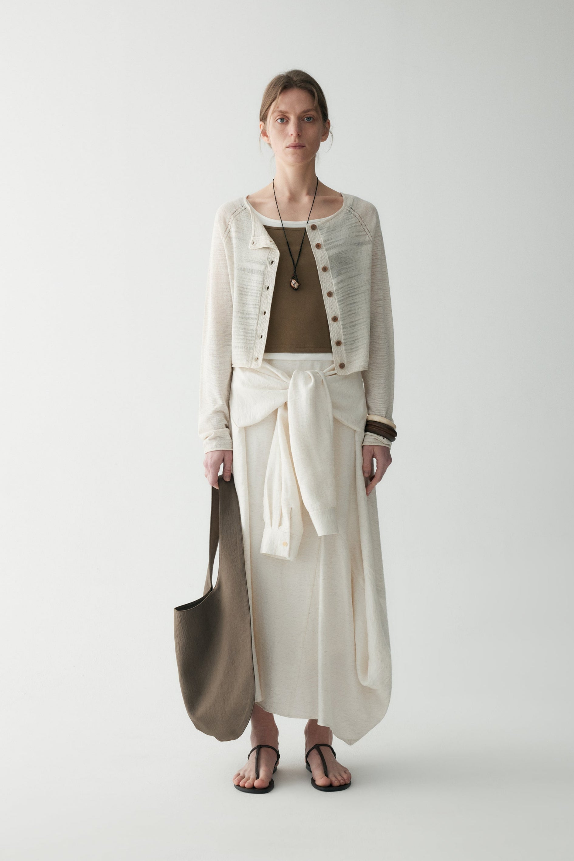 #color_off white