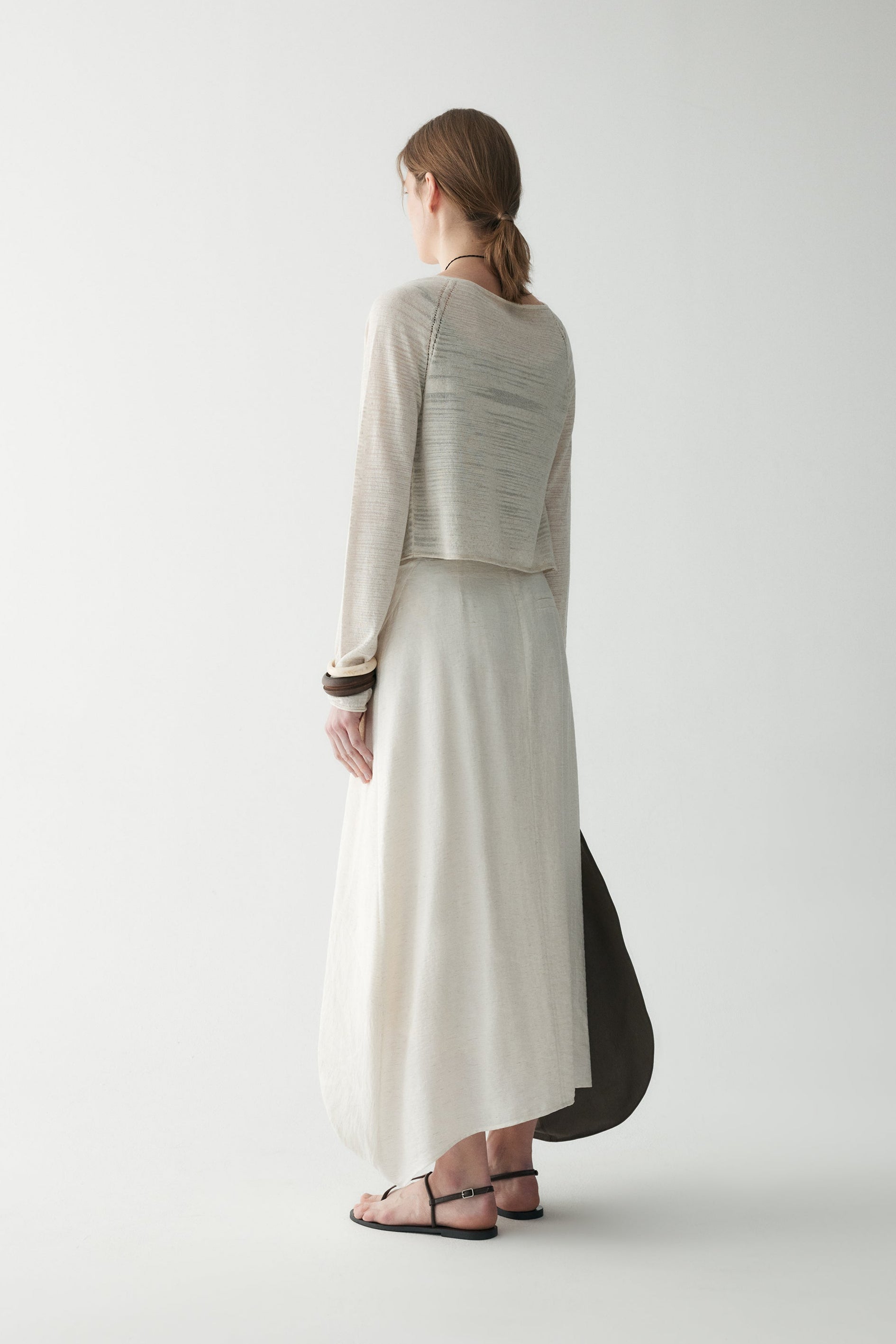 #color_off white