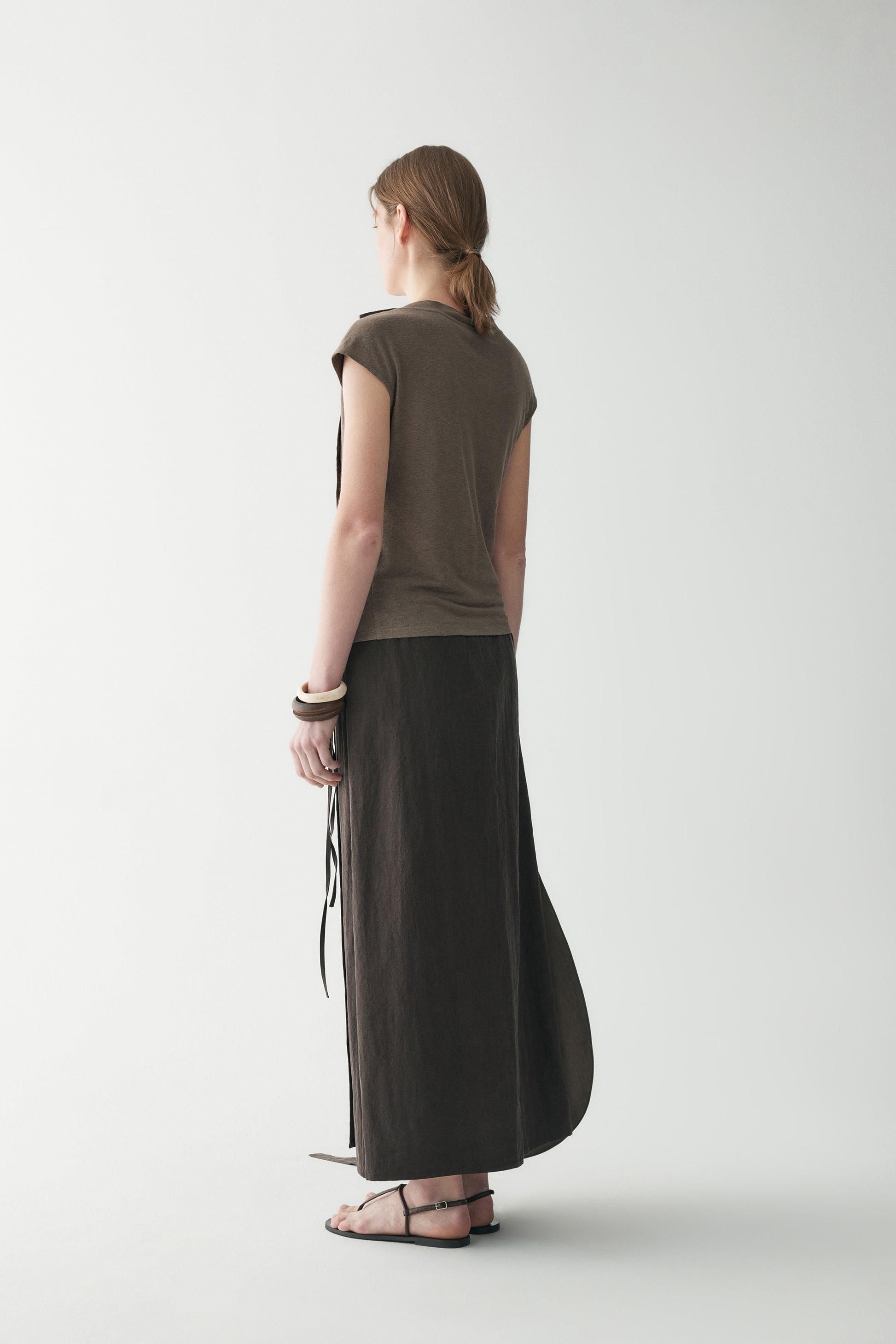 #color_raw umber