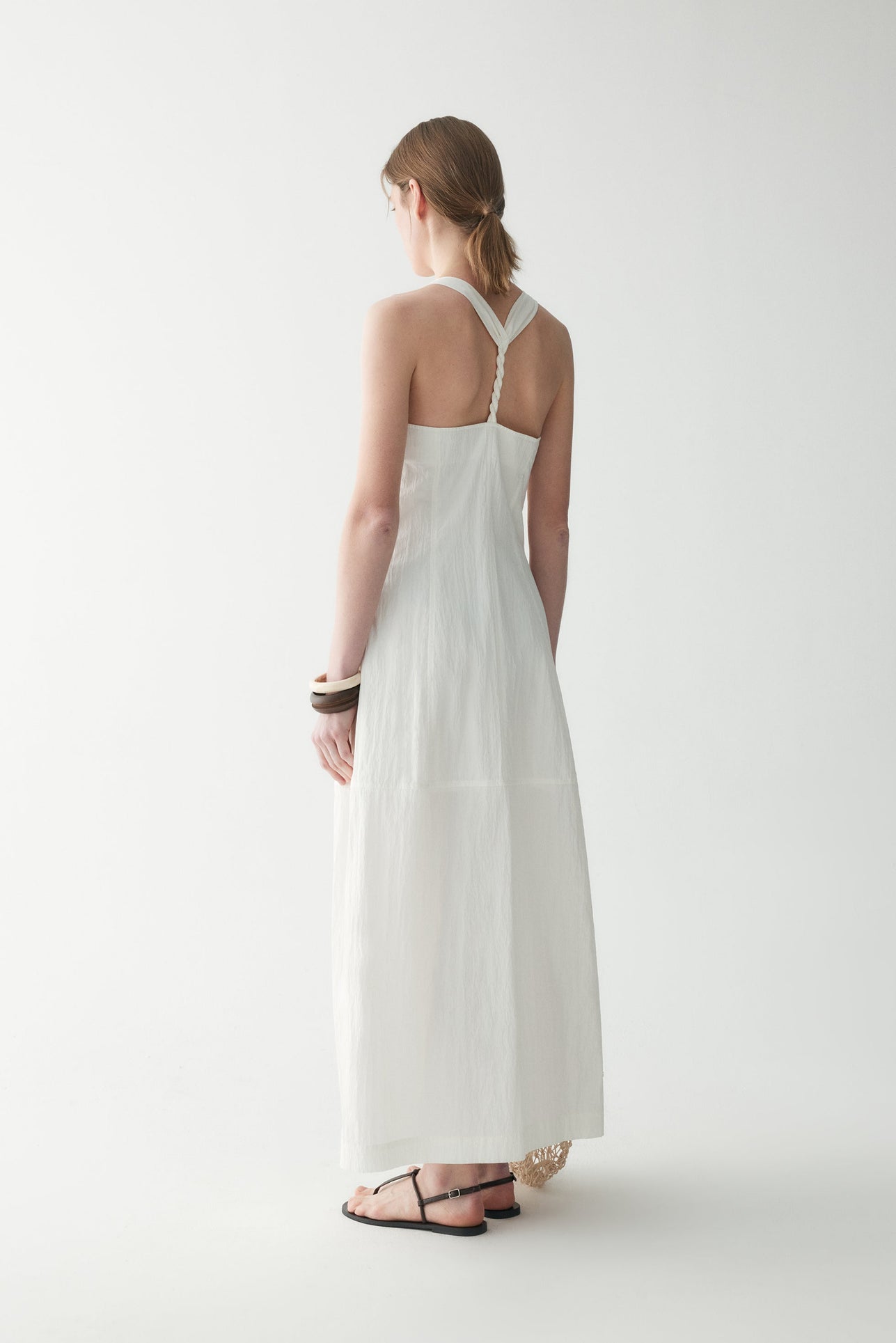 #color_off white