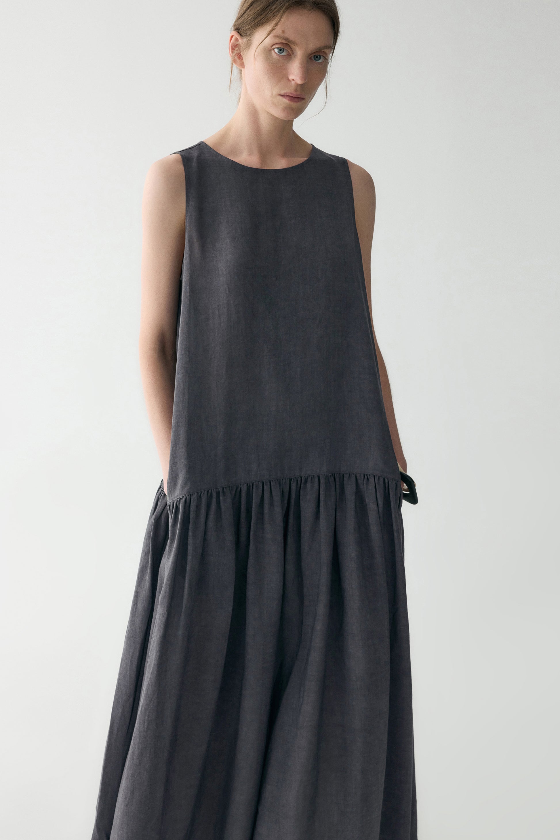 #color_dark gray
