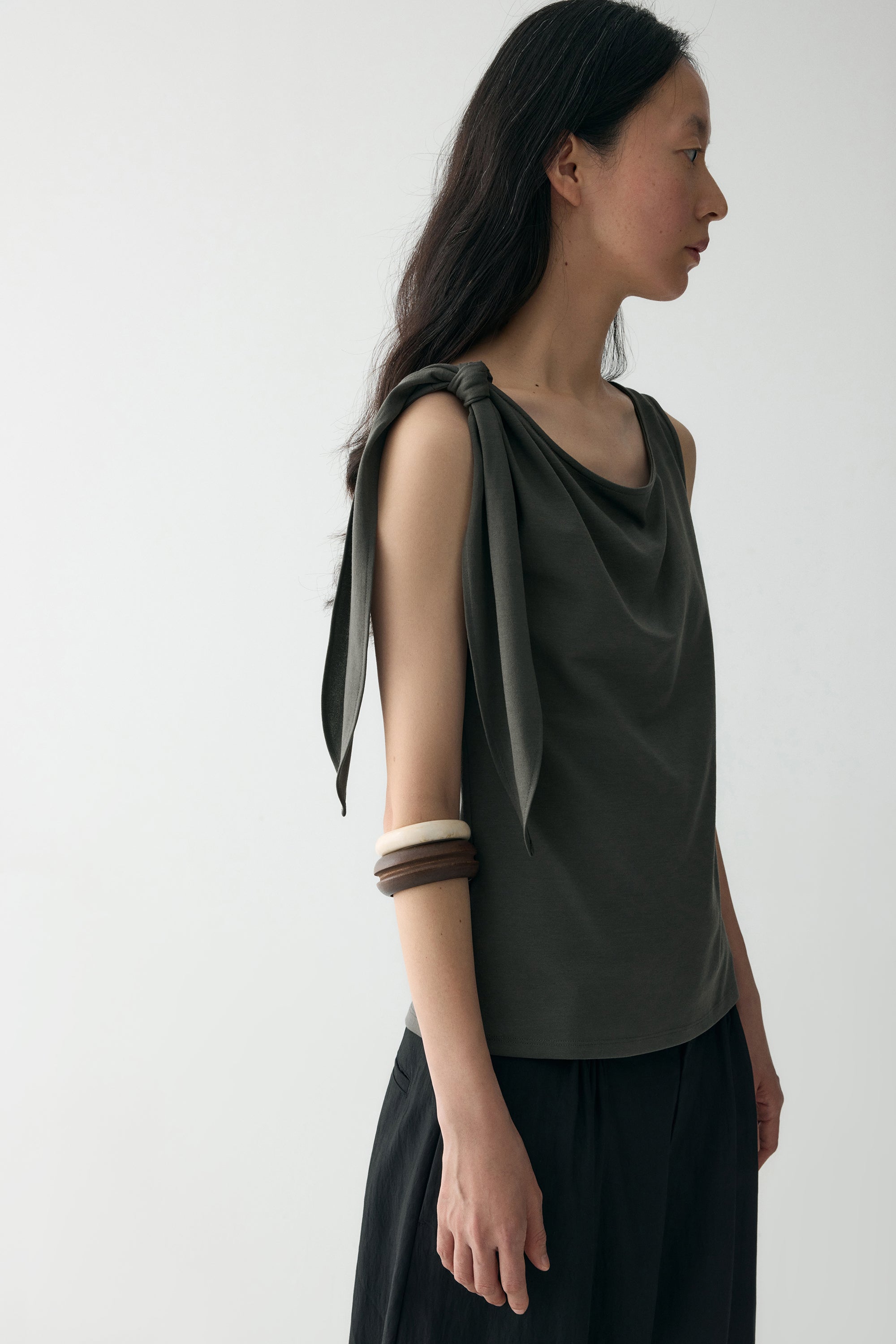#color_black green
