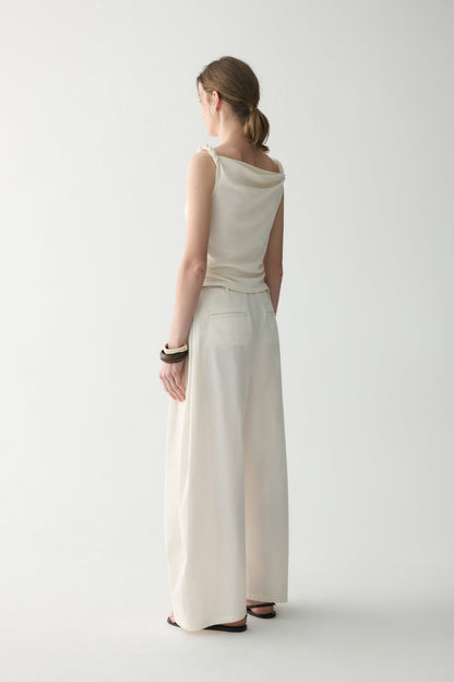 #color_cream white