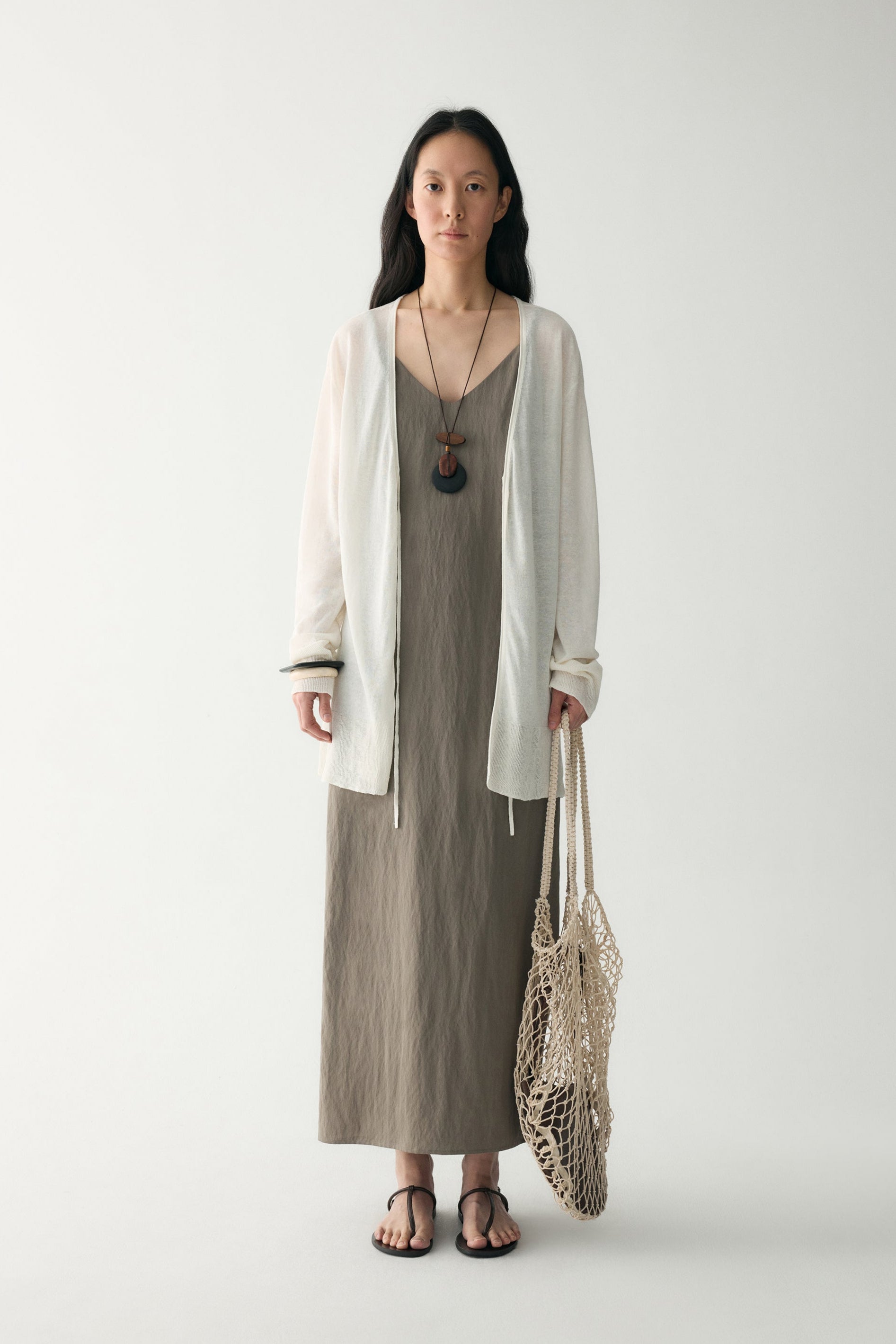 #color_off white