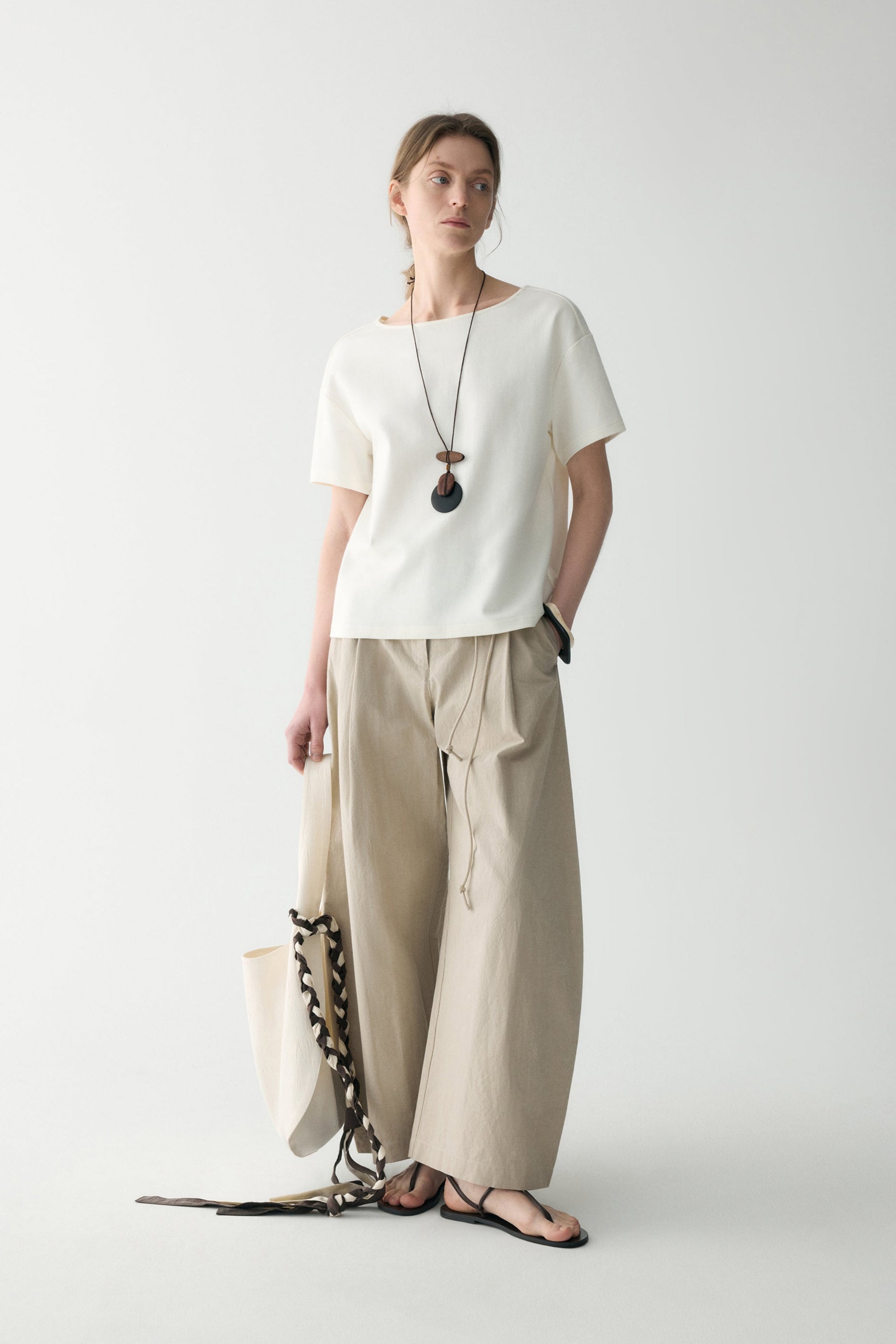 #color_off white