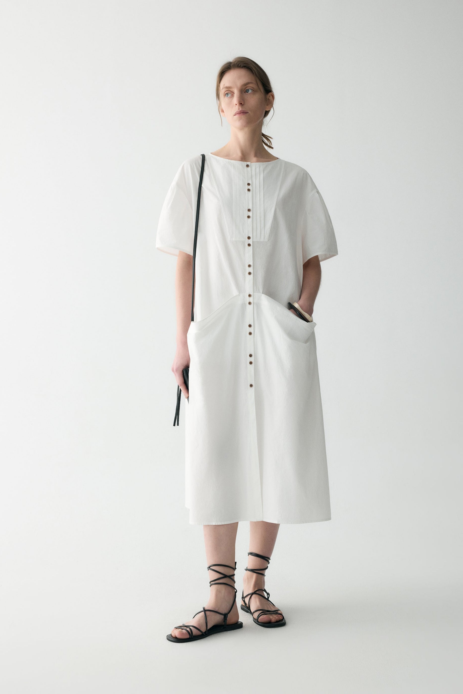 #color_off white