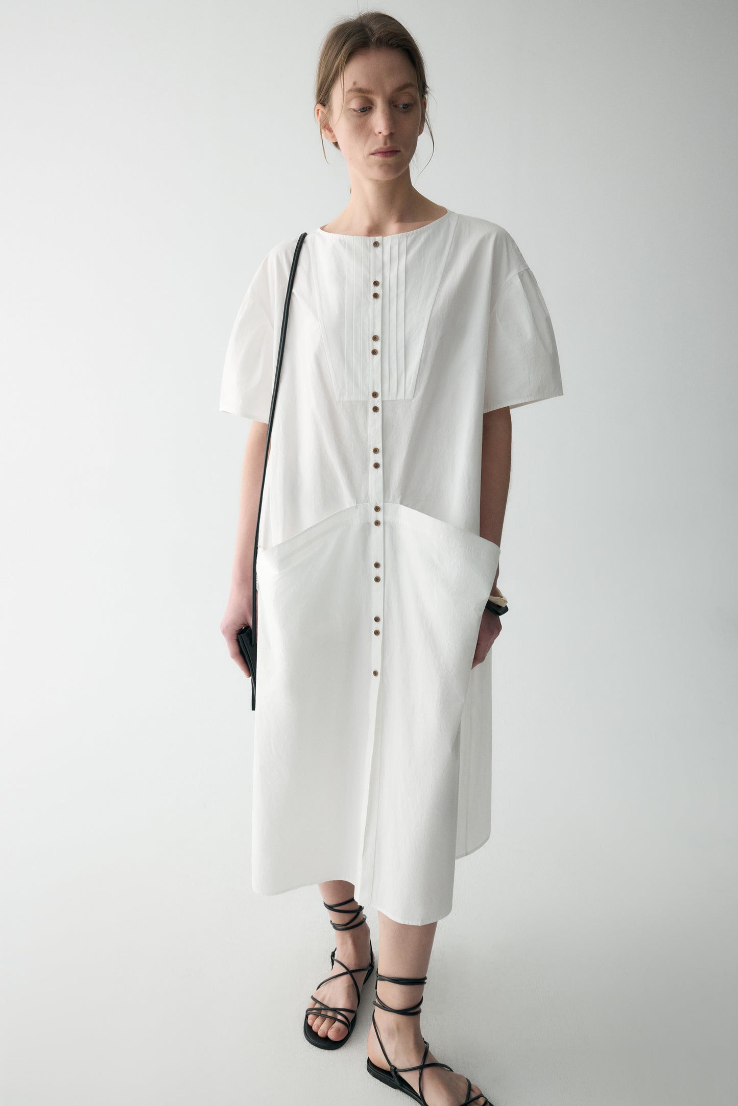 #color_off white