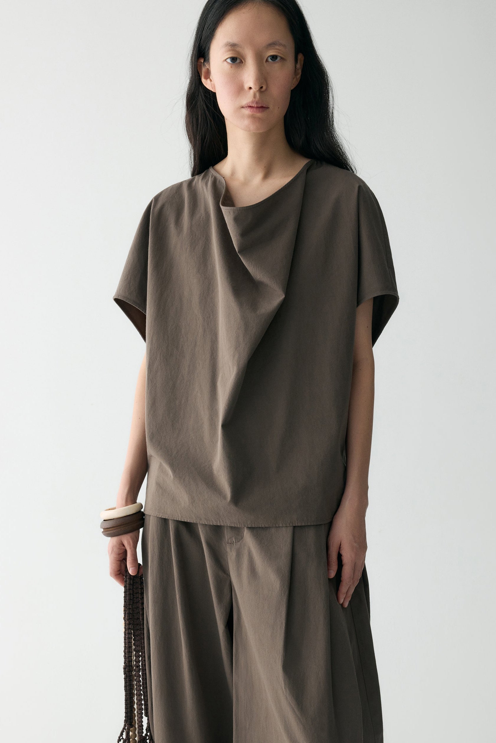 #color_raw umber