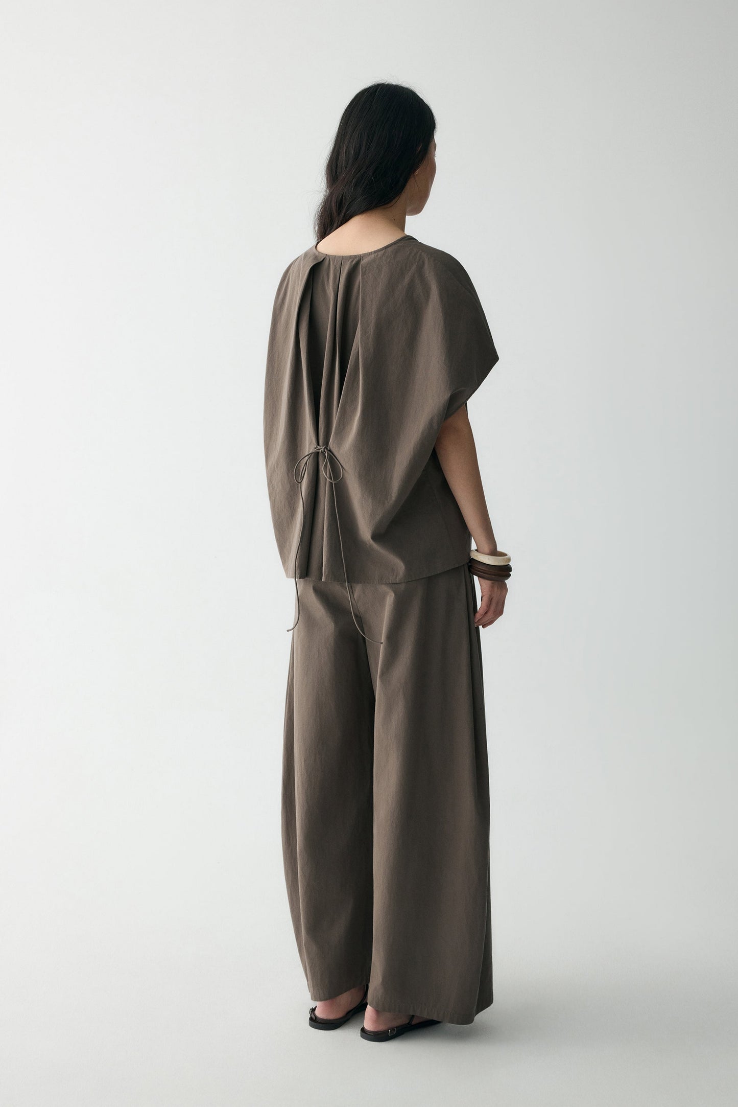 #color_raw umber
