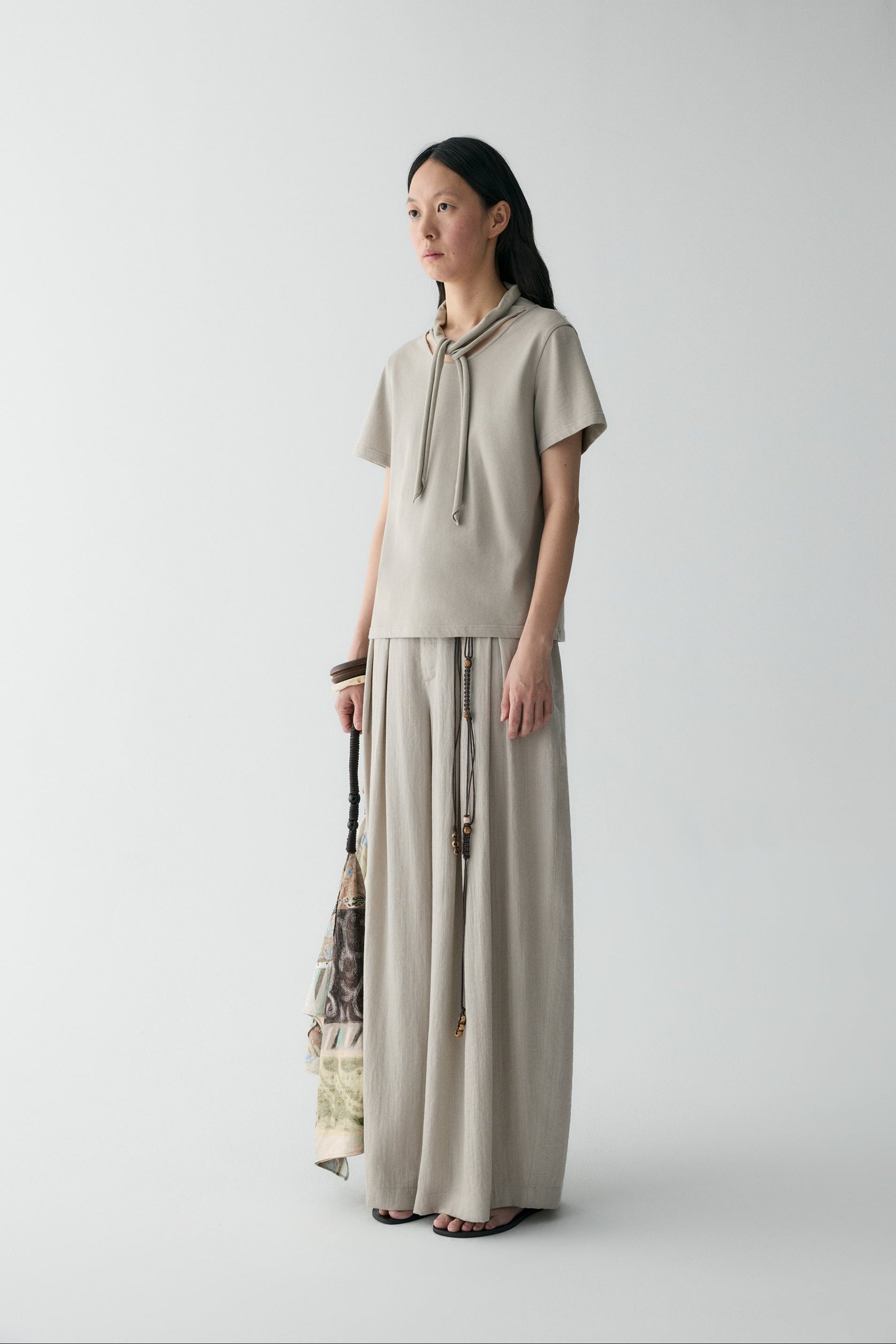 #color_light khaki