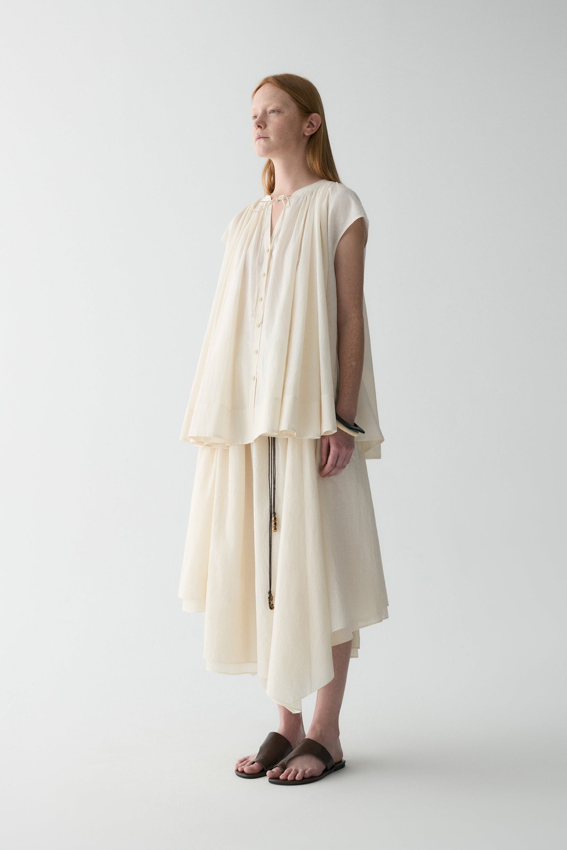 #color_cream white