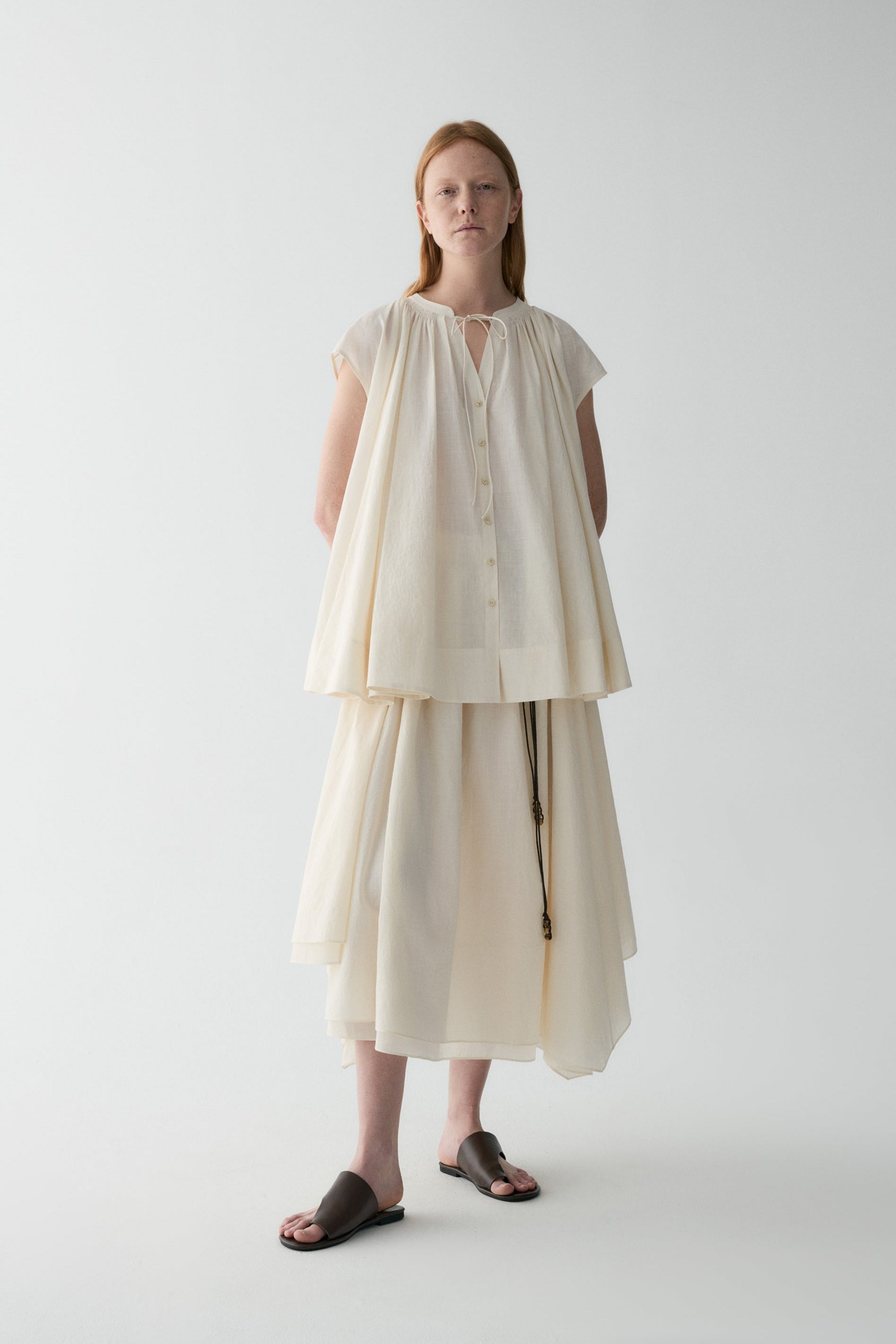 #color_cream white