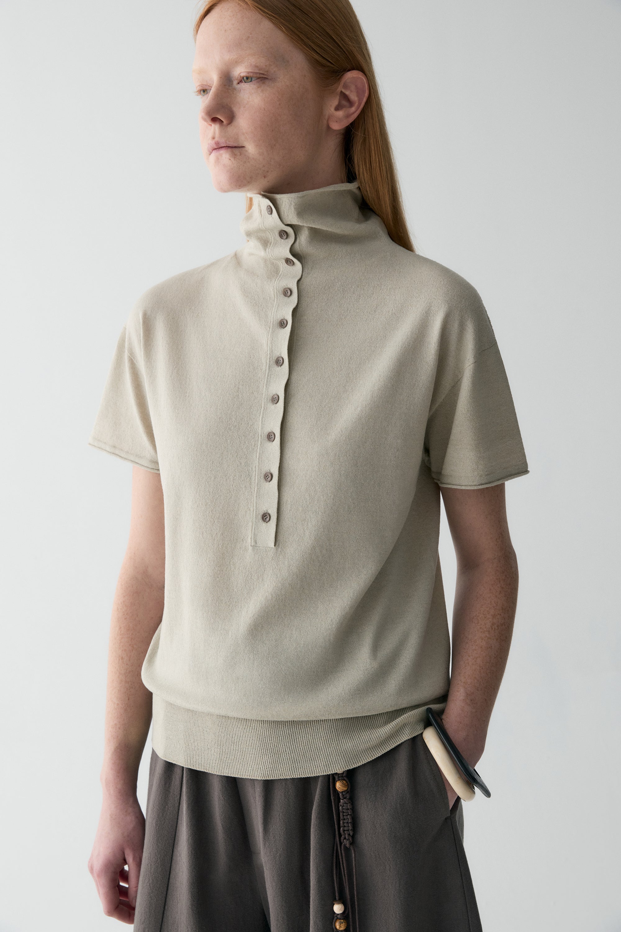  #color_light khaki