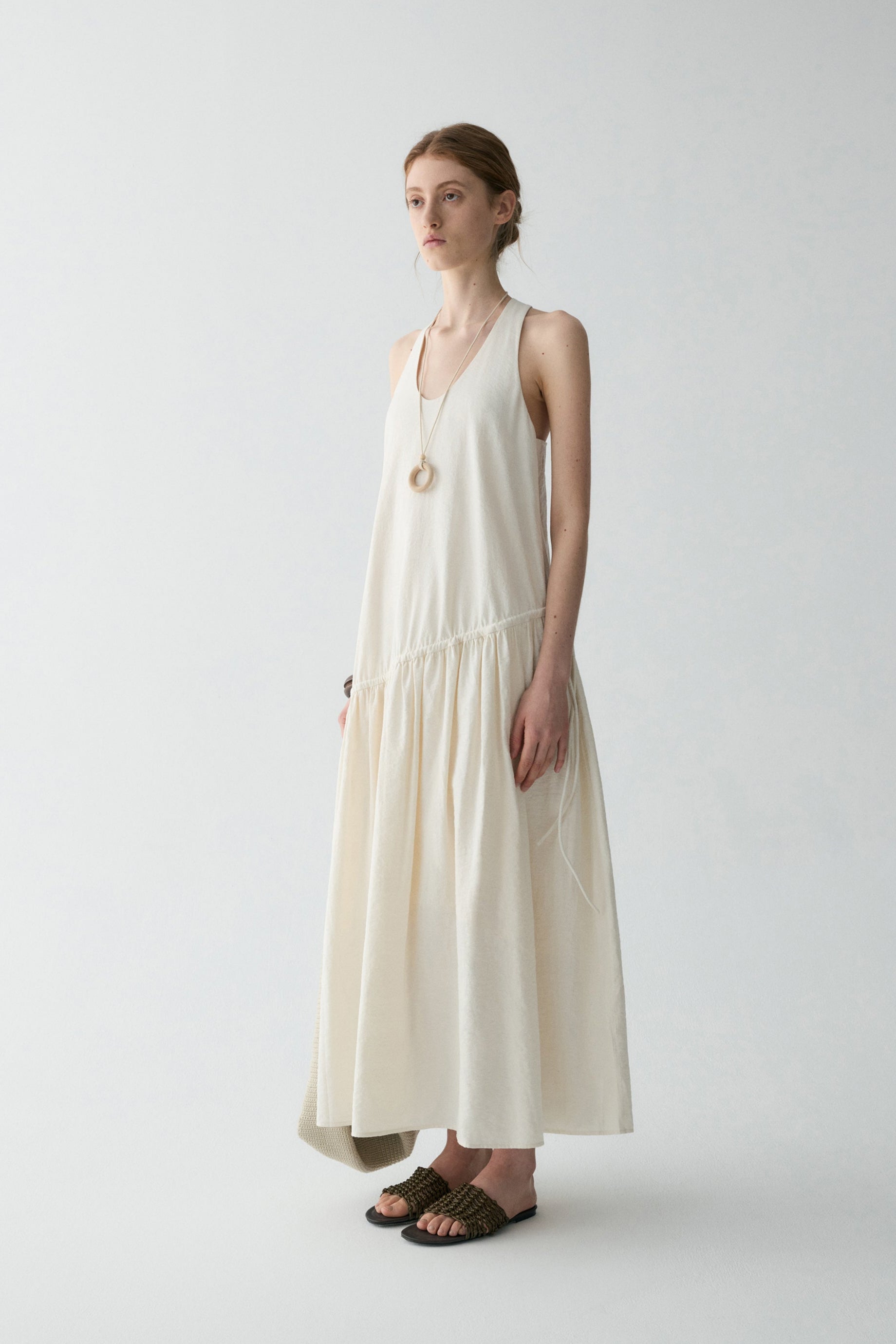 #color_off white