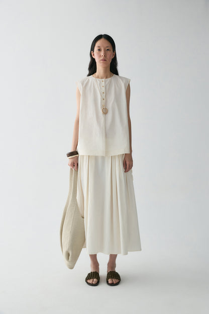 #color_cream white