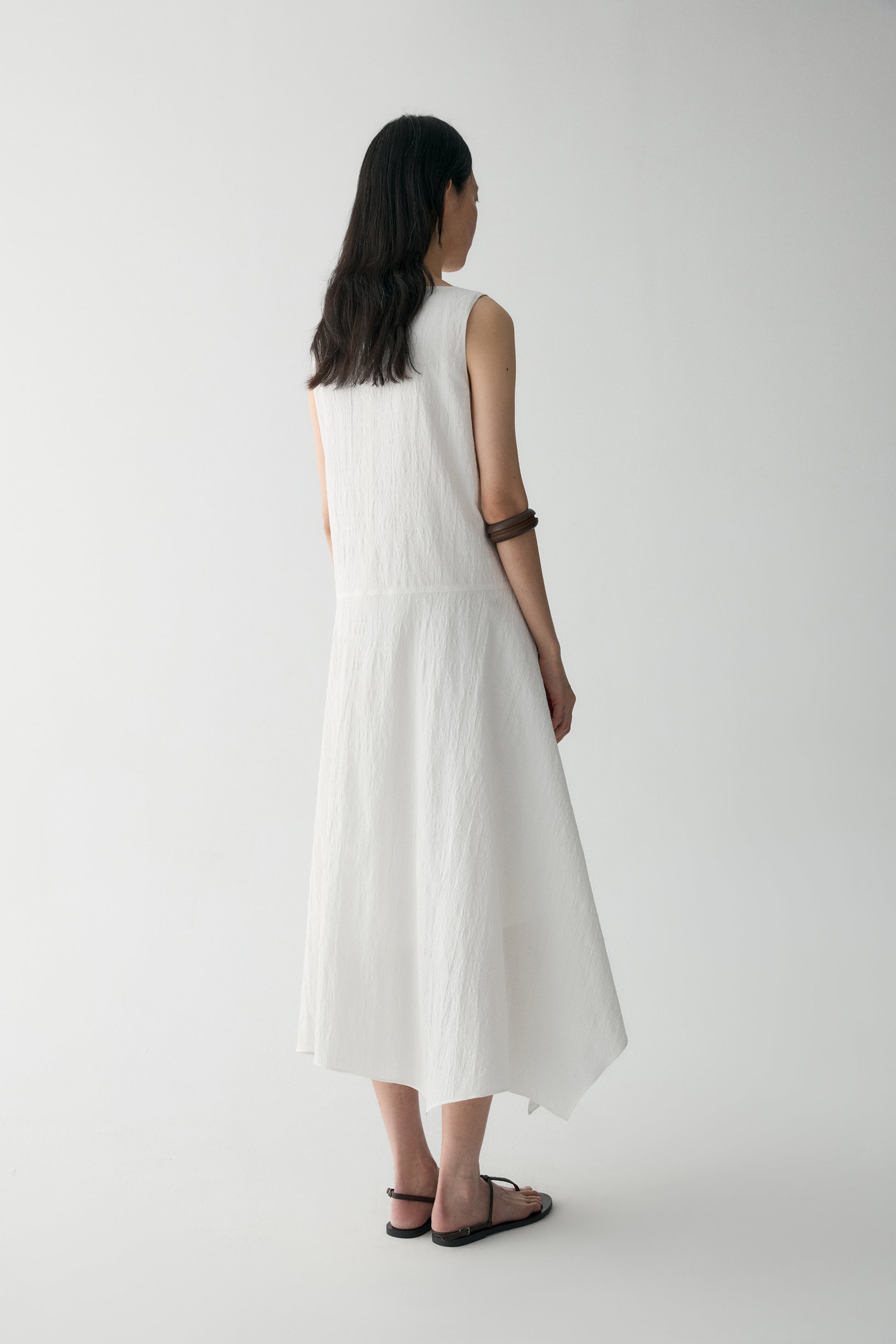 #color_off white